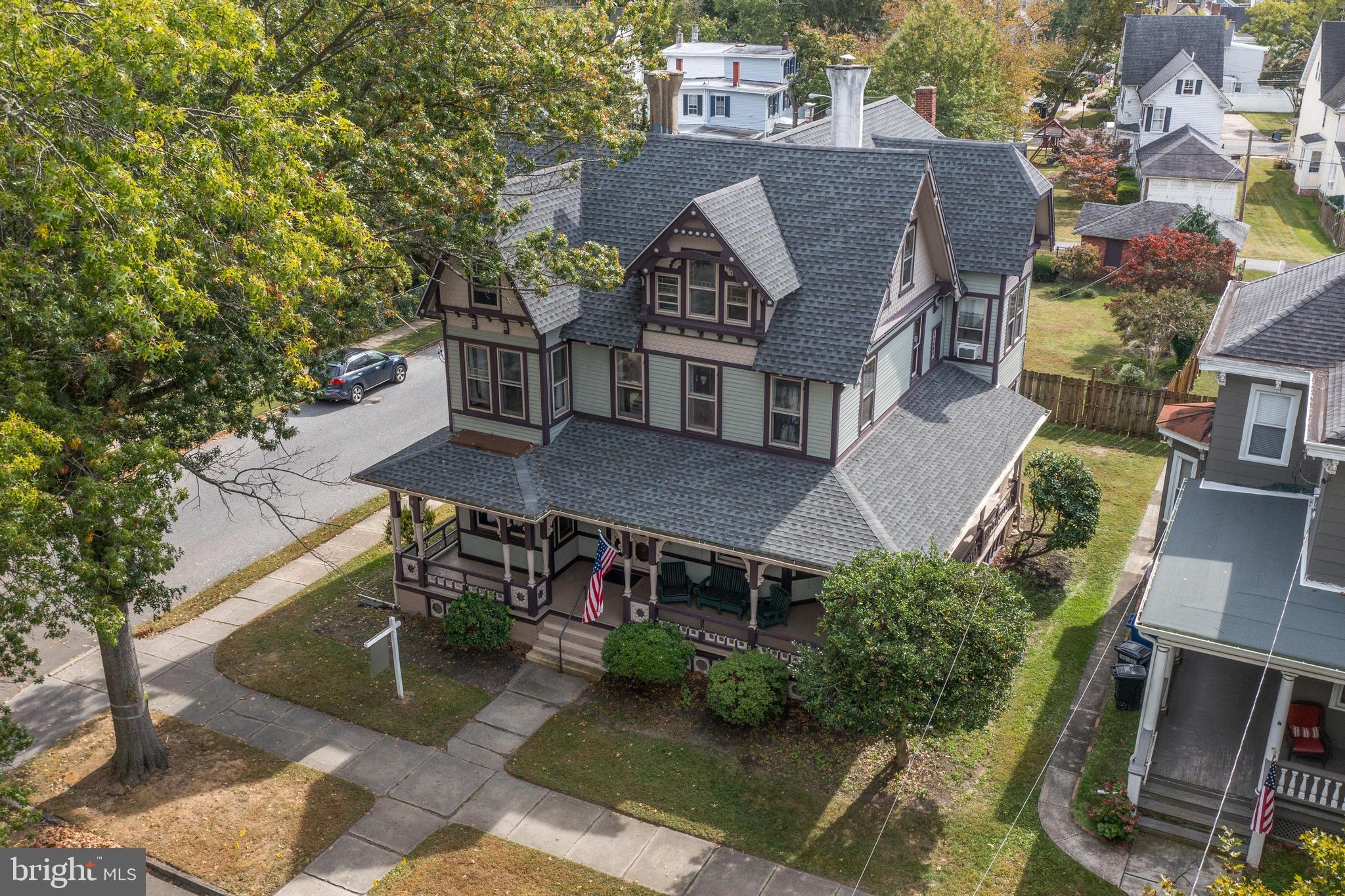 HISTORIC DISTRICT - Residential