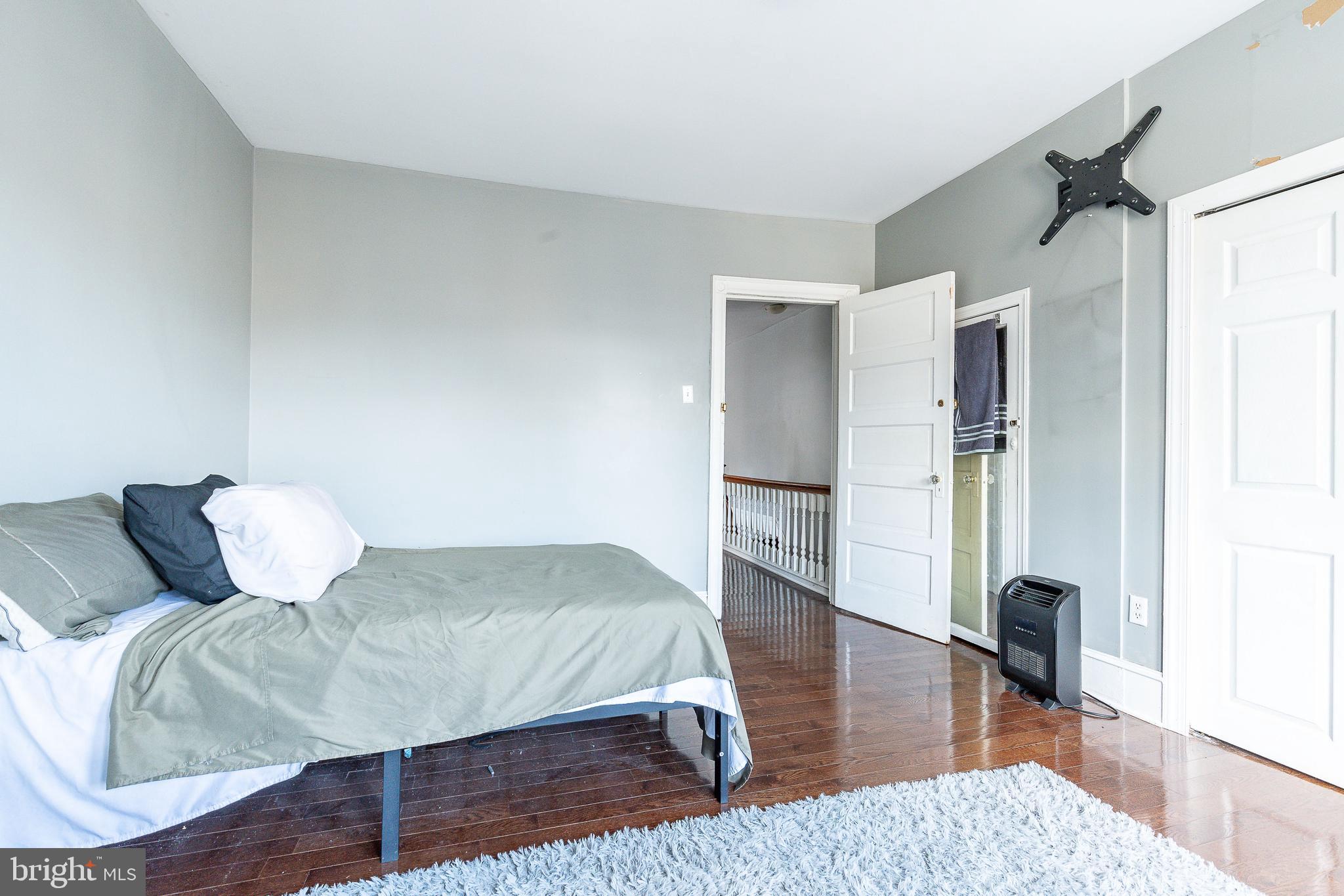 WEST PHILADELPHIA - Residential