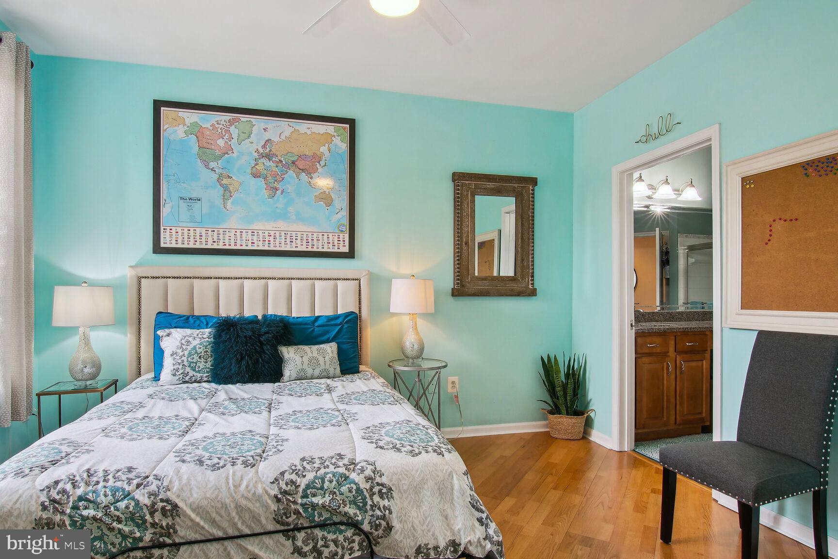 SAVOY AT RESTON TOWN CENTER - Residential