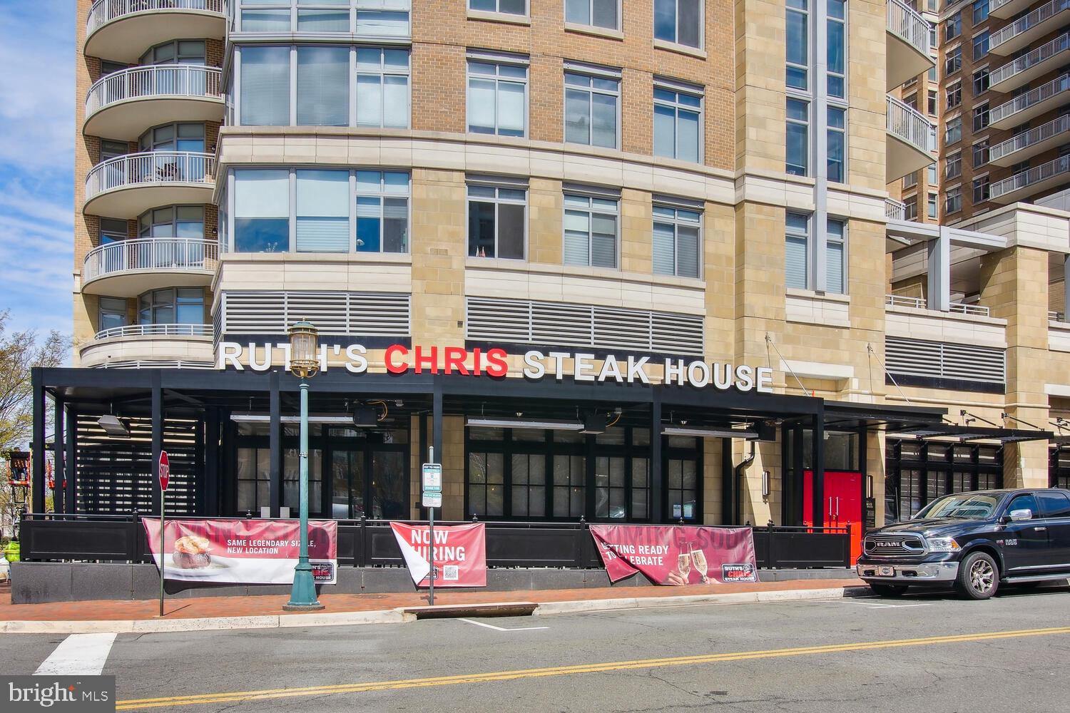 SAVOY AT RESTON TOWN CENTER - Residential