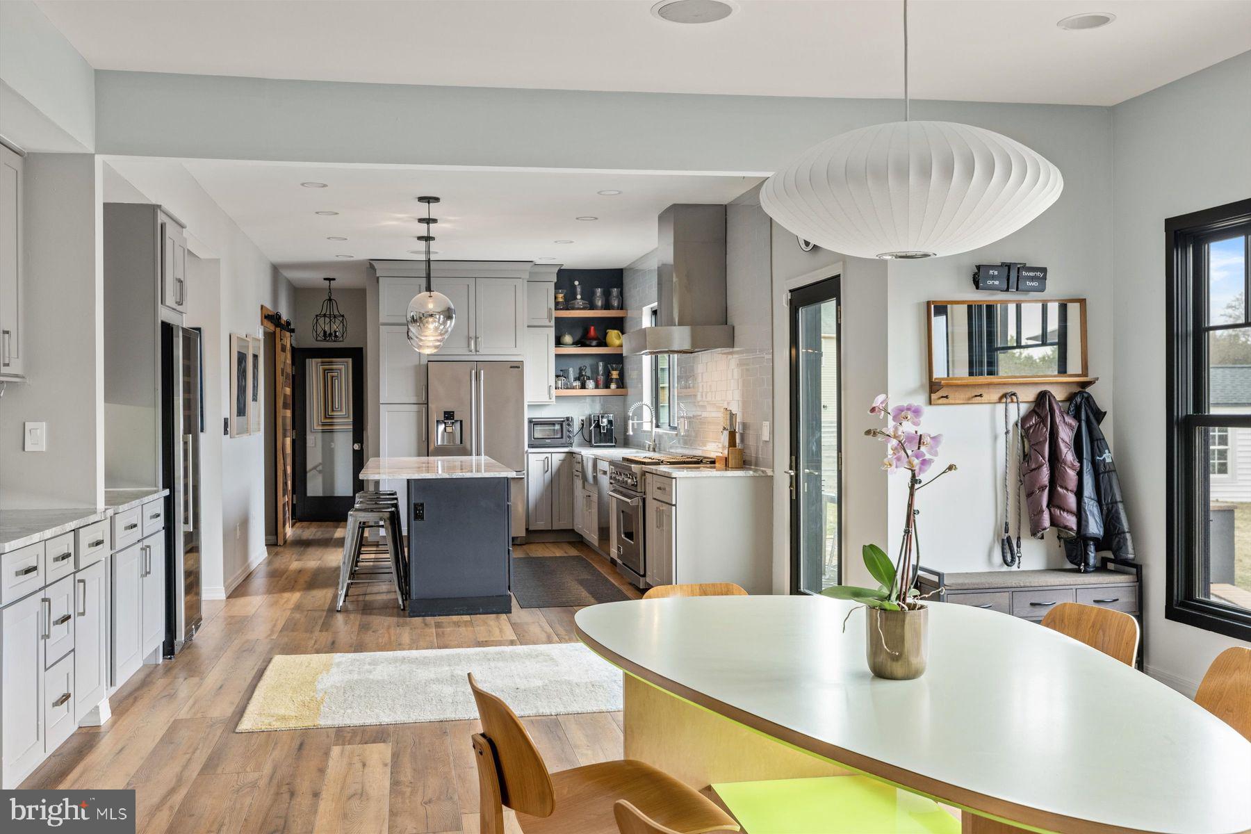 CANAL WALK - Residential