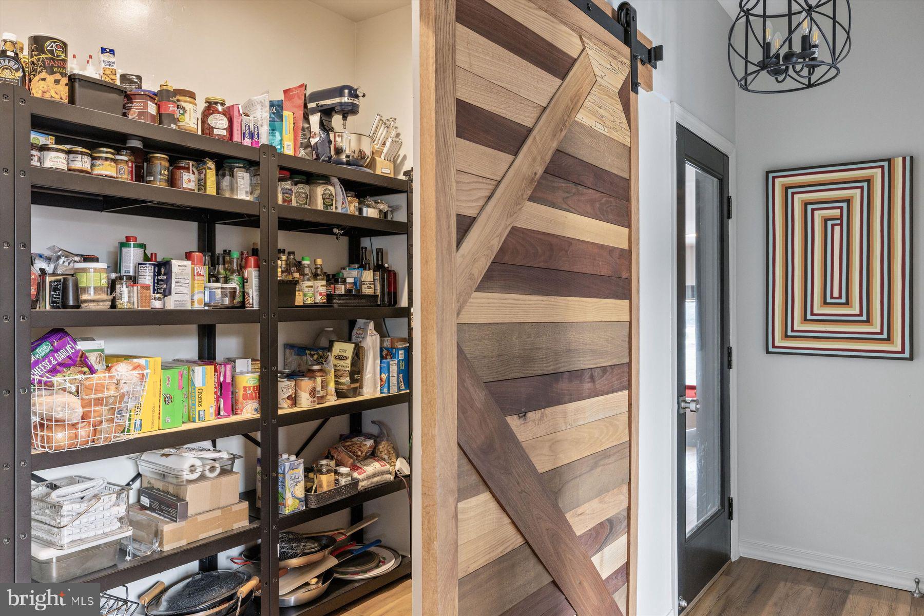 CANAL WALK - Residential