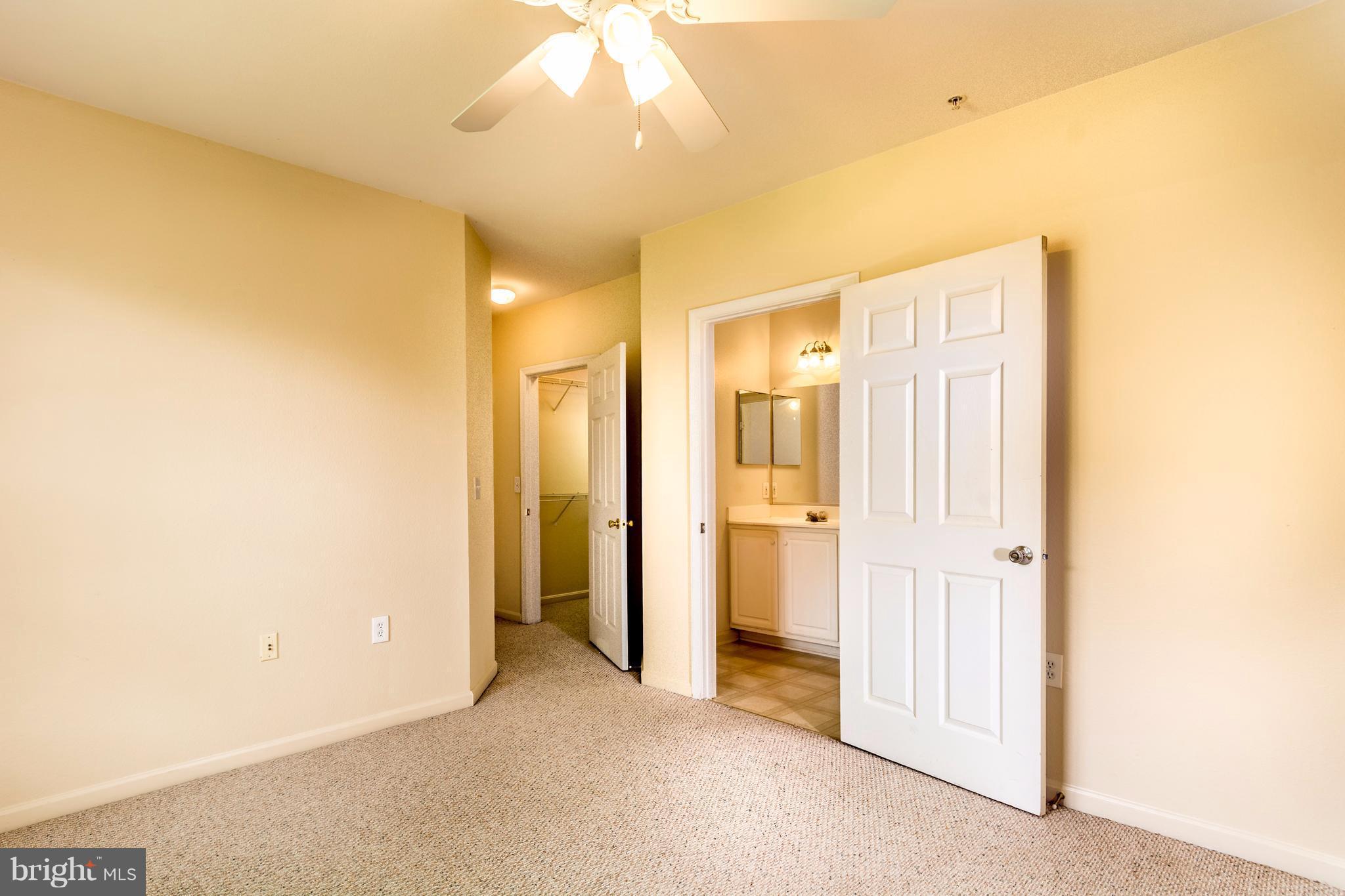 FOX MILL STATION - Residential