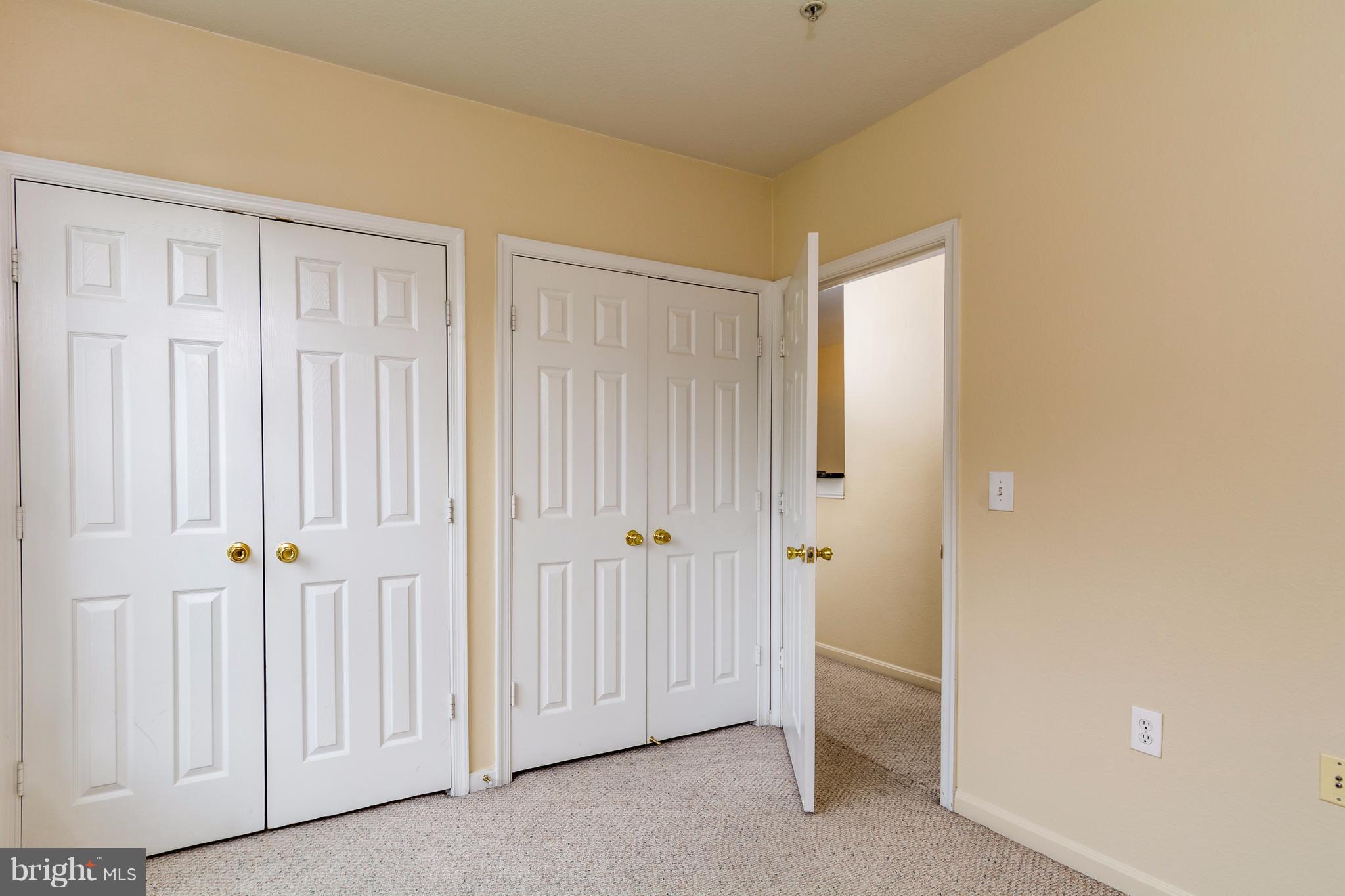 FOX MILL STATION - Residential