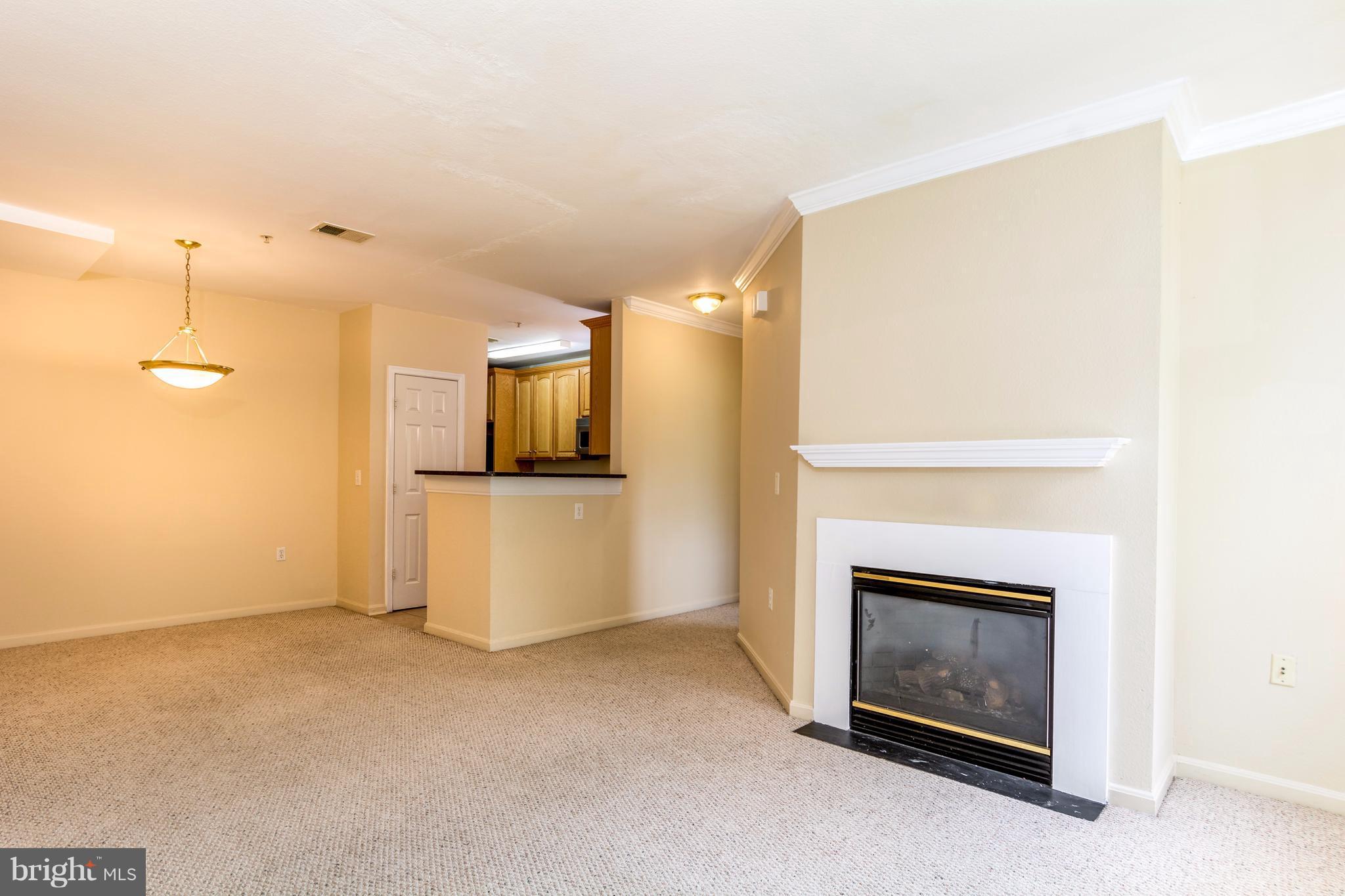 FOX MILL STATION - Residential