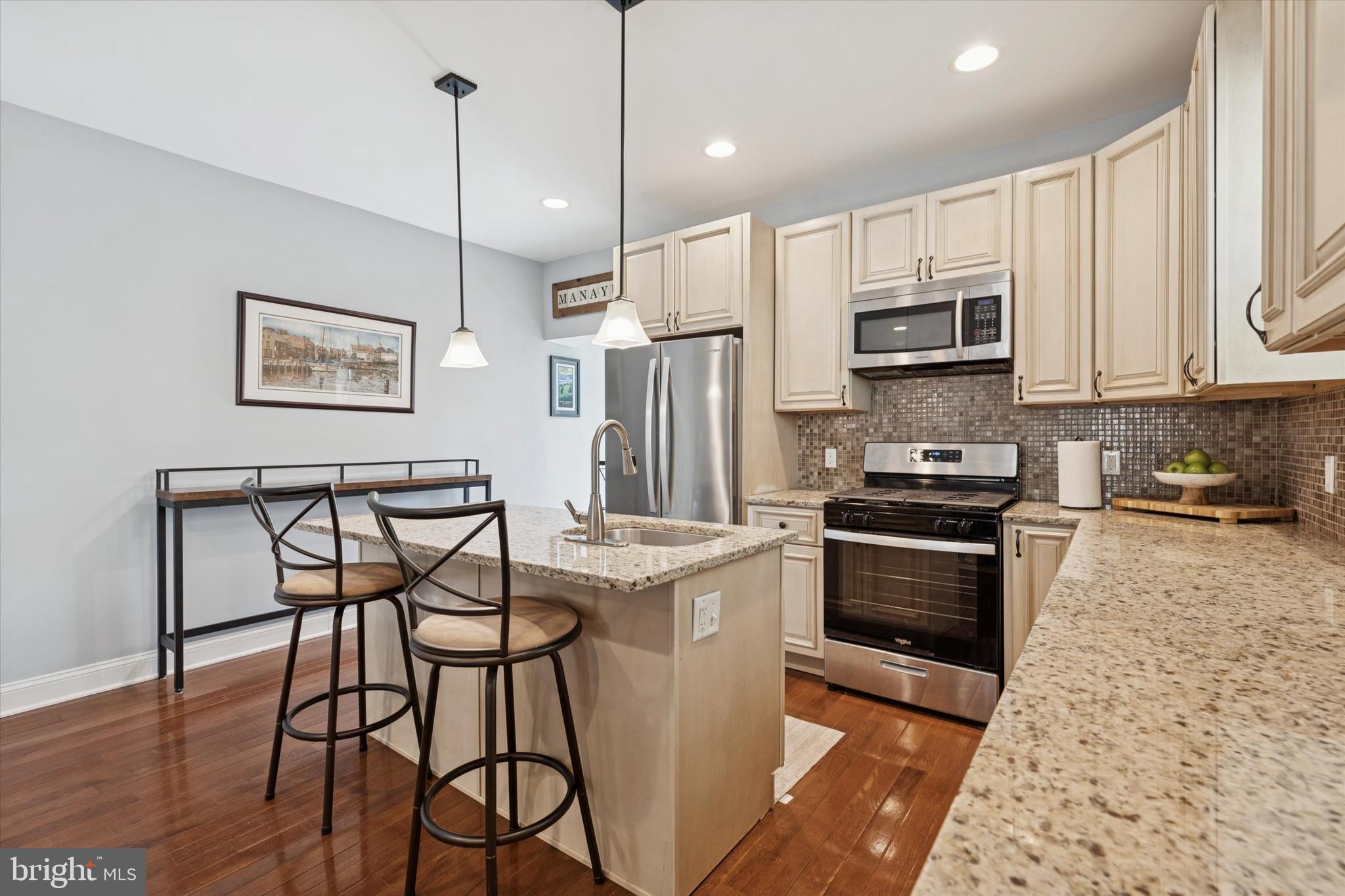 MANAYUNK - Residential