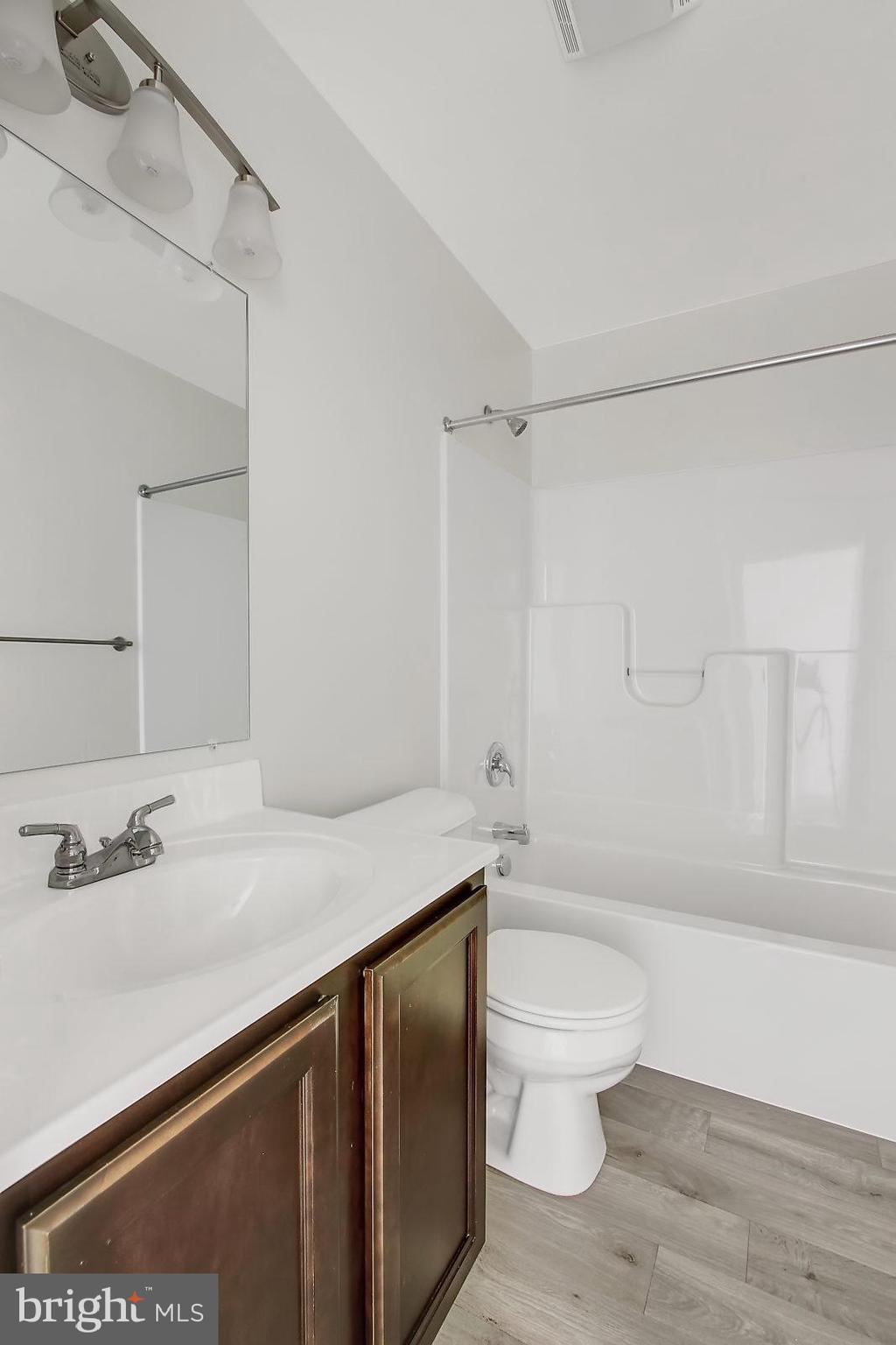 PARKVILLE - Residential Lease
