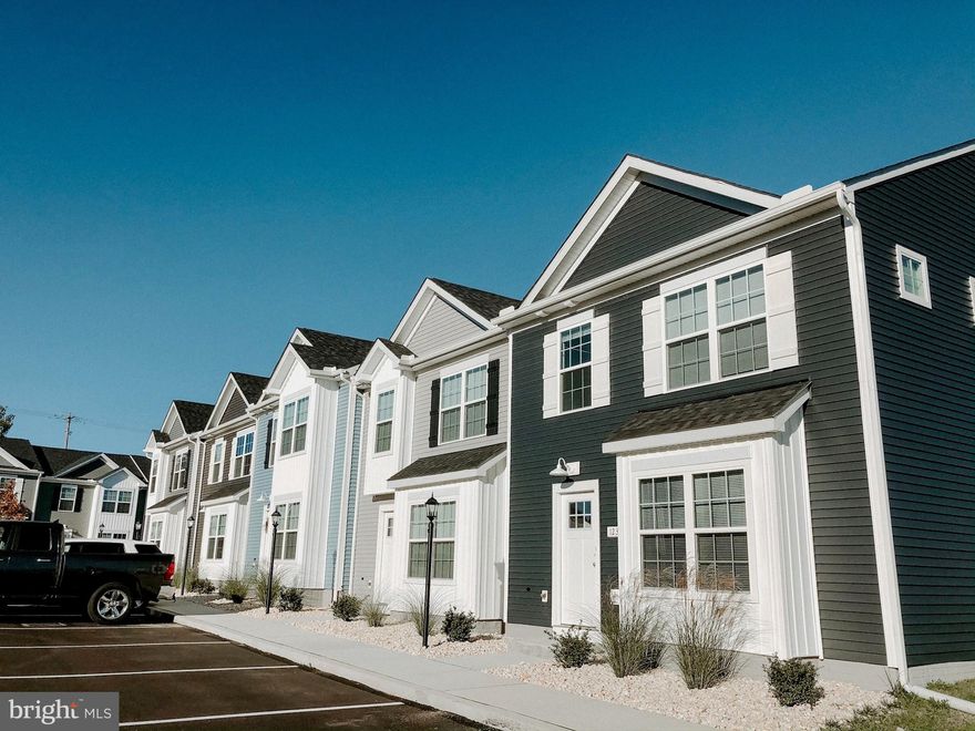 Our community features brand new appliances including a refrigerator, electric range, dishwasher, microwave. Laminate flooring is featured throughout the properties with carpet in the bedrooms. Additionally, your space has spacious closets, high ceilings, and beautiful countertops in the kitchen.