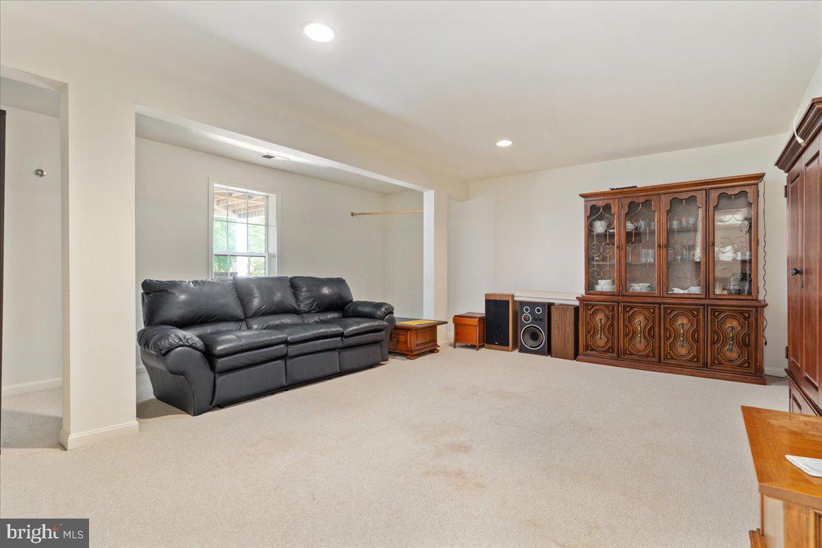 RED BUD RUN - Residential
