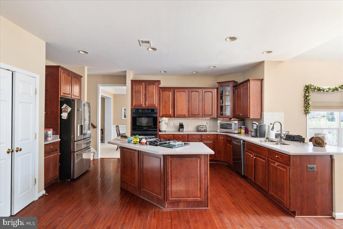 RED BUD RUN - Residential