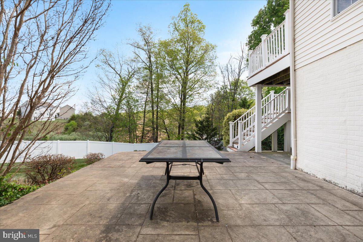 RED BUD RUN - Residential