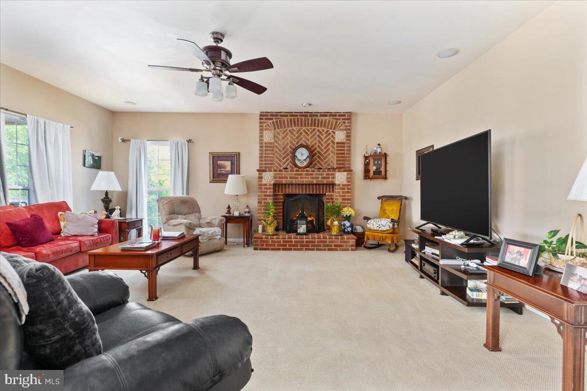RED BUD RUN - Residential