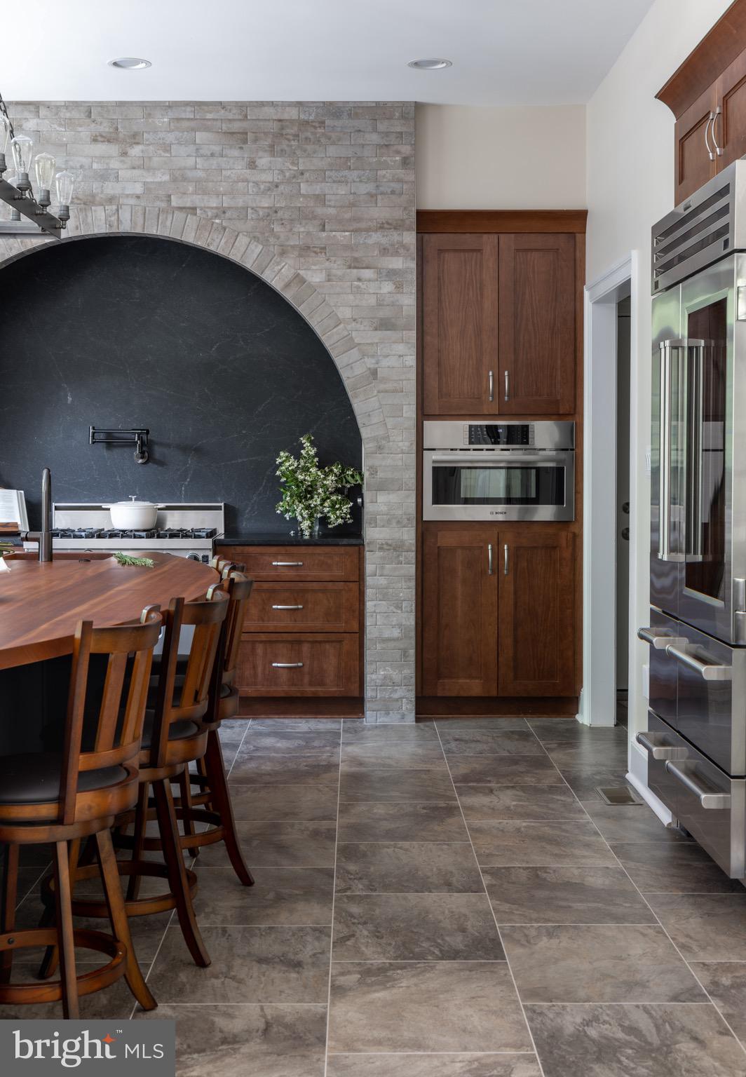 GLENCAIRN - Residential