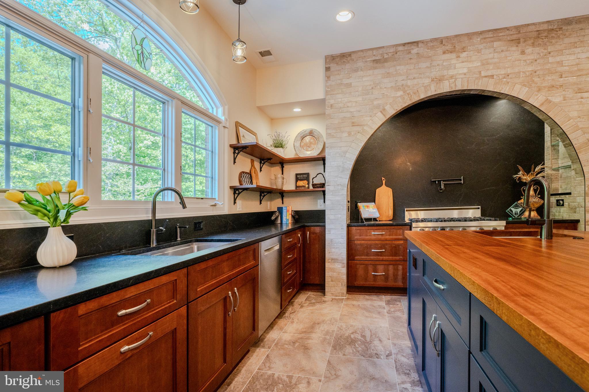 GLENCAIRN - Residential