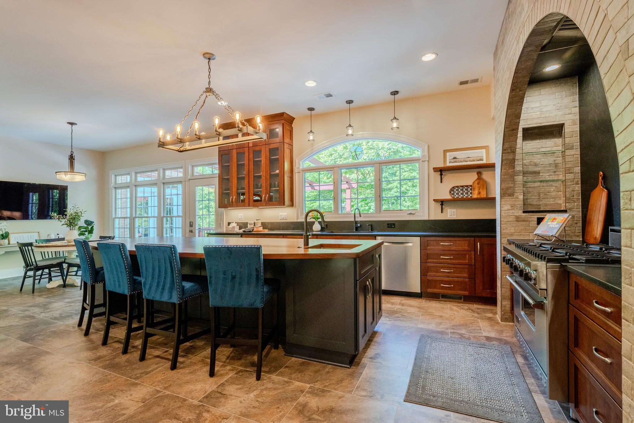 GLENCAIRN - Residential