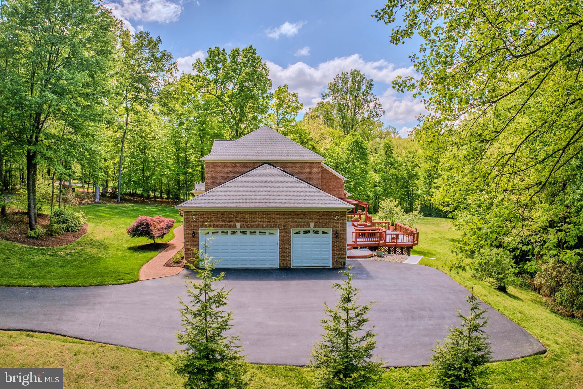 GLENCAIRN - Residential