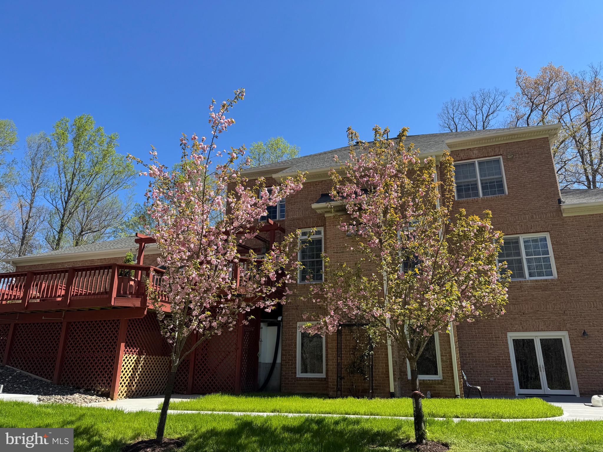 GLENCAIRN - Residential