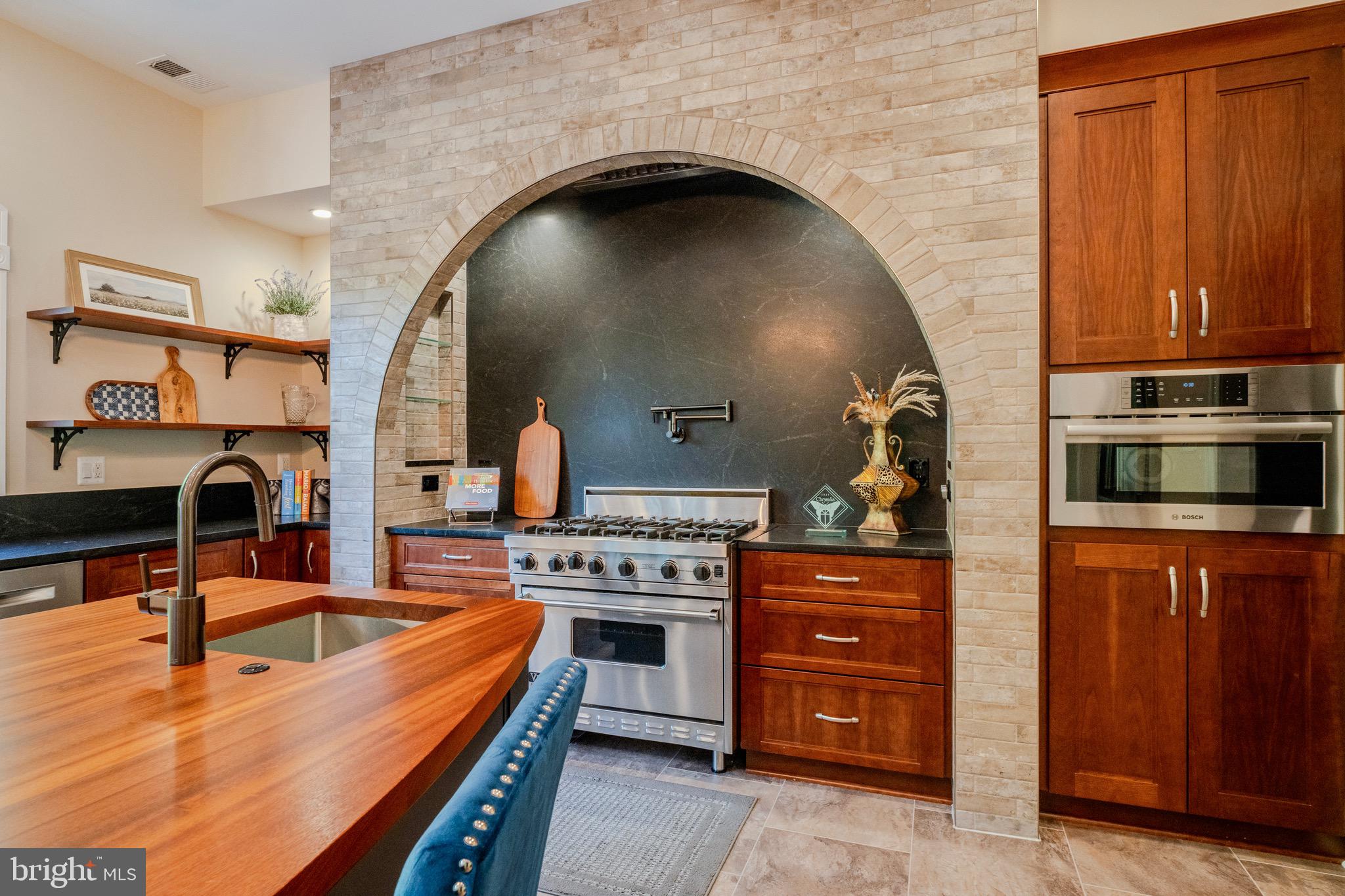 GLENCAIRN - Residential