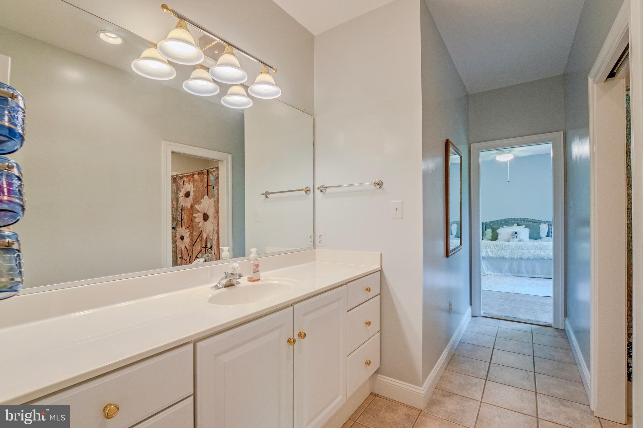 GLENCAIRN - Residential