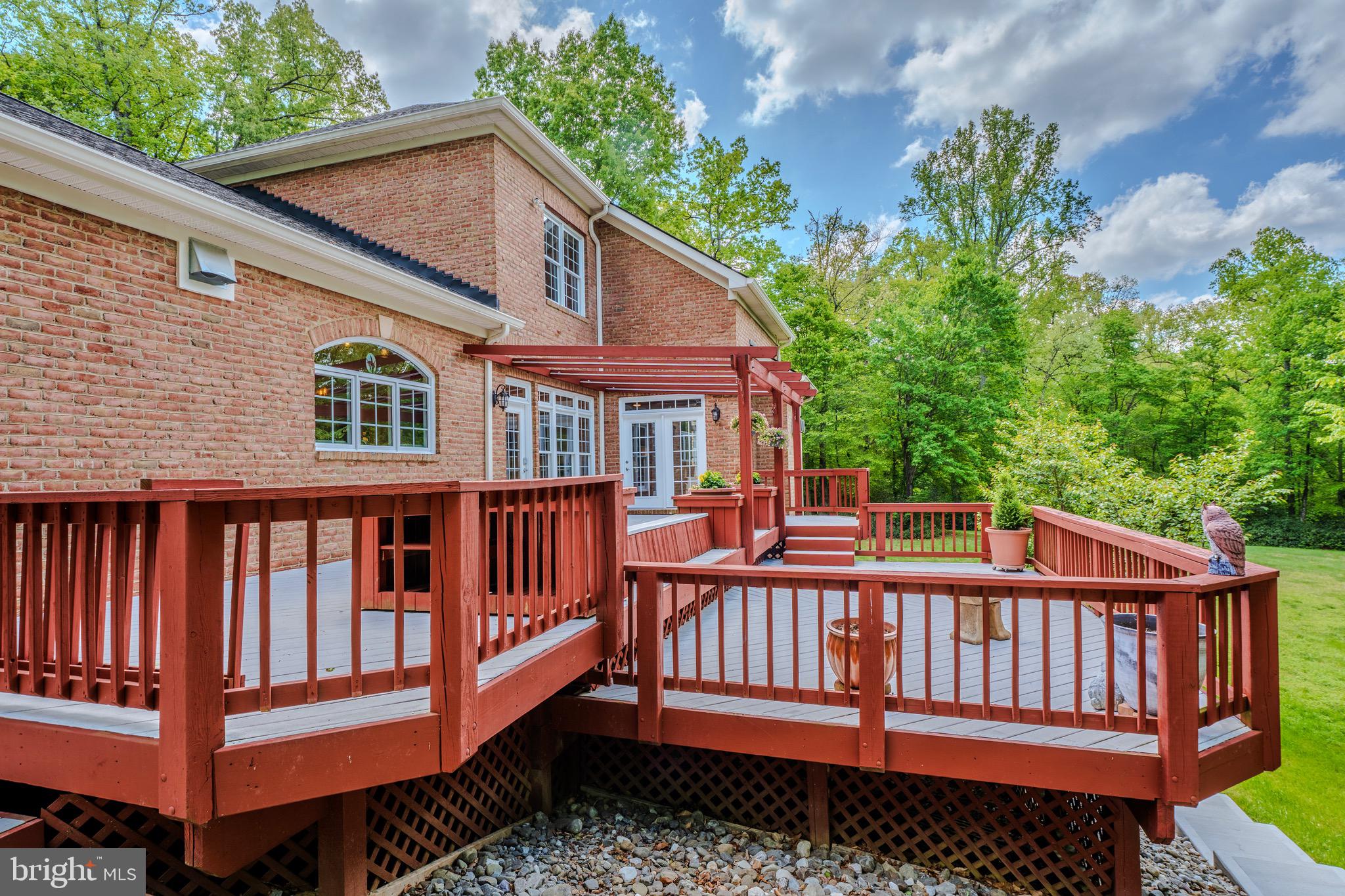 GLENCAIRN - Residential