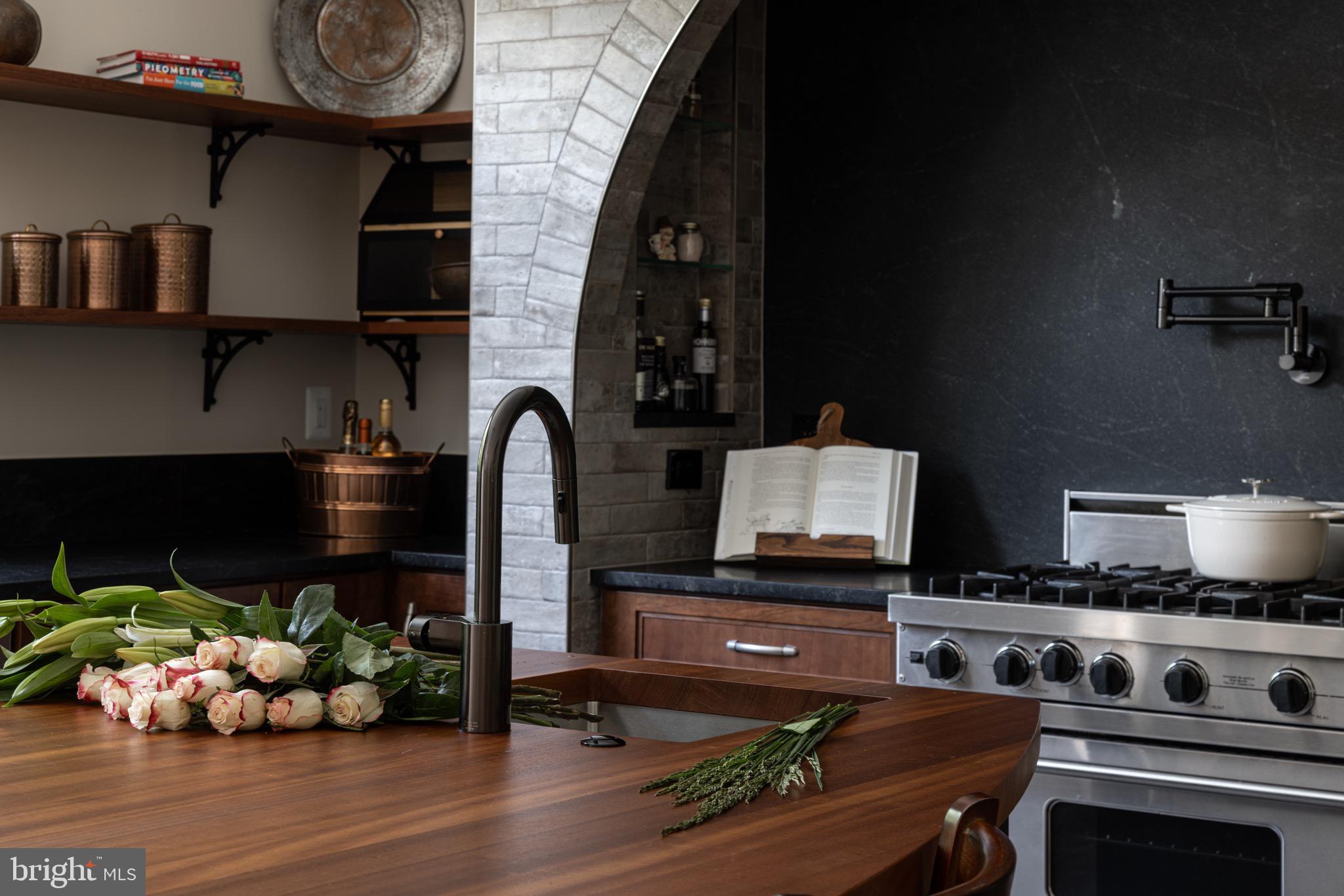 GLENCAIRN - Residential