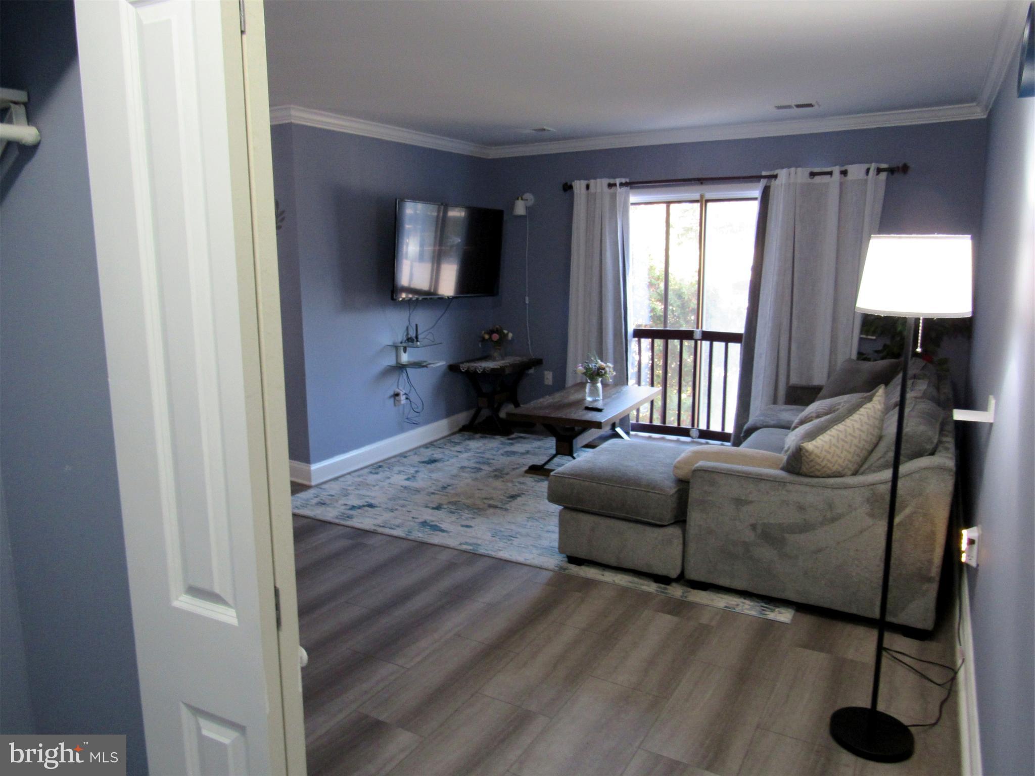 3924 ROLLING ROAD B-6