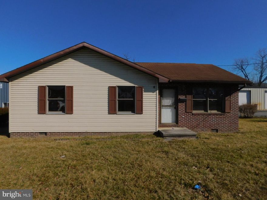 Add your charm to this 3 Bed 1.5 Bath Home! Zoned Commercially and Residential this home has tons of potential, work from home, or start your own small business right in town with peak Visibility, Full Road Frontage and Parking in the rear! Brand NEW flooring throughout the entire home! This home boasts a large kitchen, with pantry and built in storage. The living room is just off the kitchen with two front facing windows, great for a business or just watching the hustle and bustle of downtown. There are 3 bedrooms on the main level, along with a full bath in the hall and a half bath in the primary bedroom. The bedrooms have large closets, and the hallway has two bonus closets for an abundance of storage space. This home is a clean slate and ready for your finishing touches! Enjoy what the local area has to offer; National Forest, Fishing, Ski Slopes and River Activities are just a short drive away. If you are looking for a place to make your own or start a small business, call today for a showing!