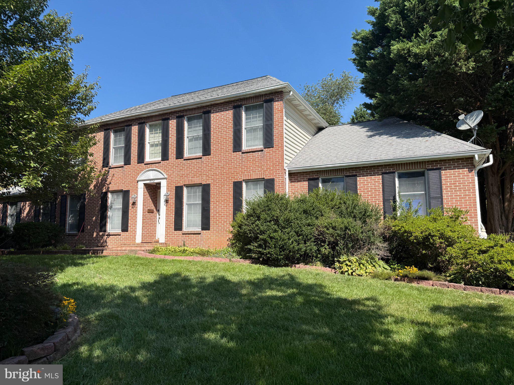 1672 THRASHER DRIVE