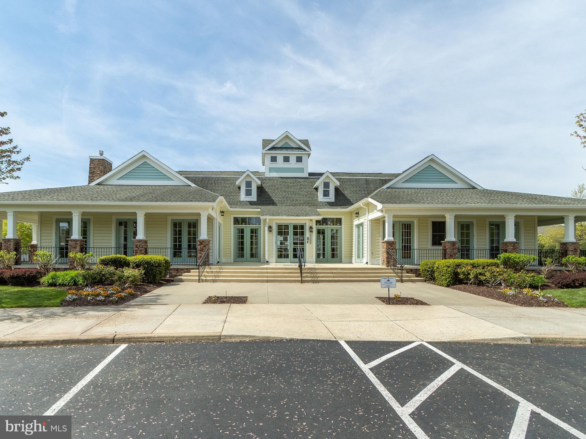 VILLAGES OF FIVE POINTS-WEST - Residential