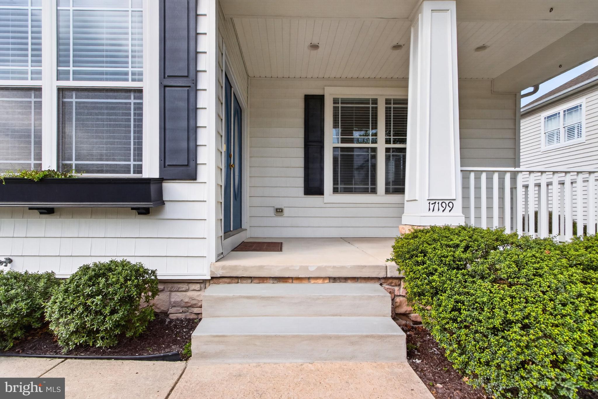 VILLAGES OF FIVE POINTS-WEST - Residential
