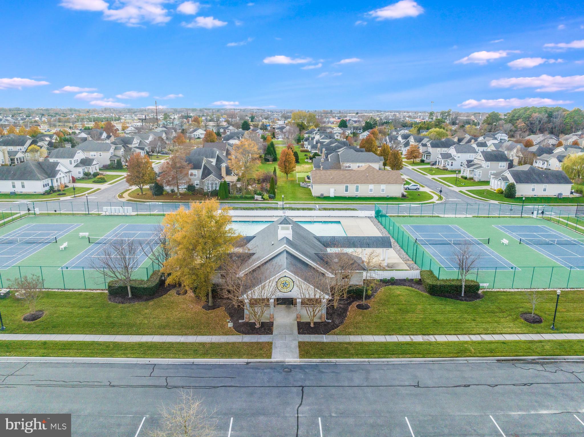 VILLAGES OF FIVE POINTS-WEST - Residential