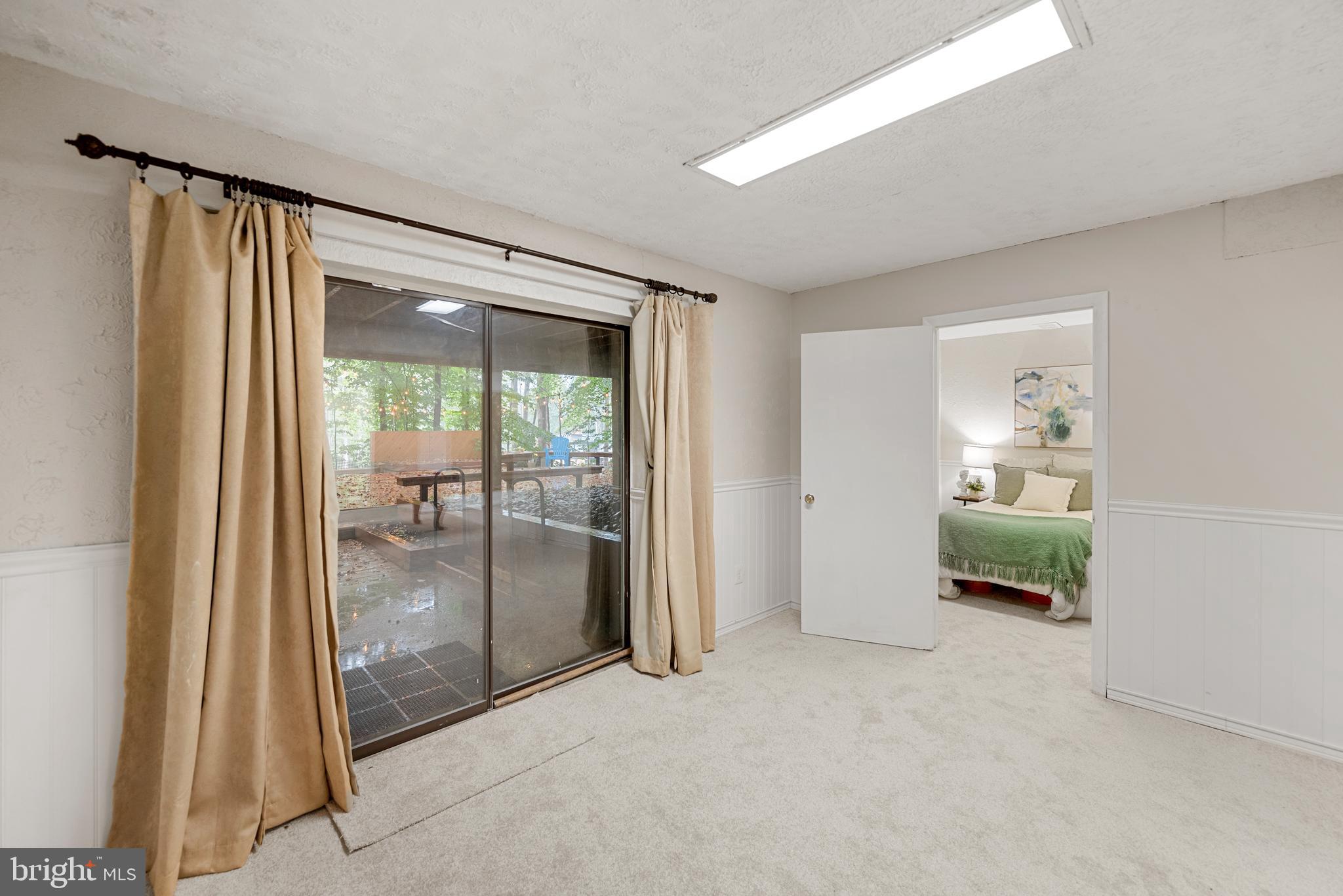 RAINBOW GLEN - Residential