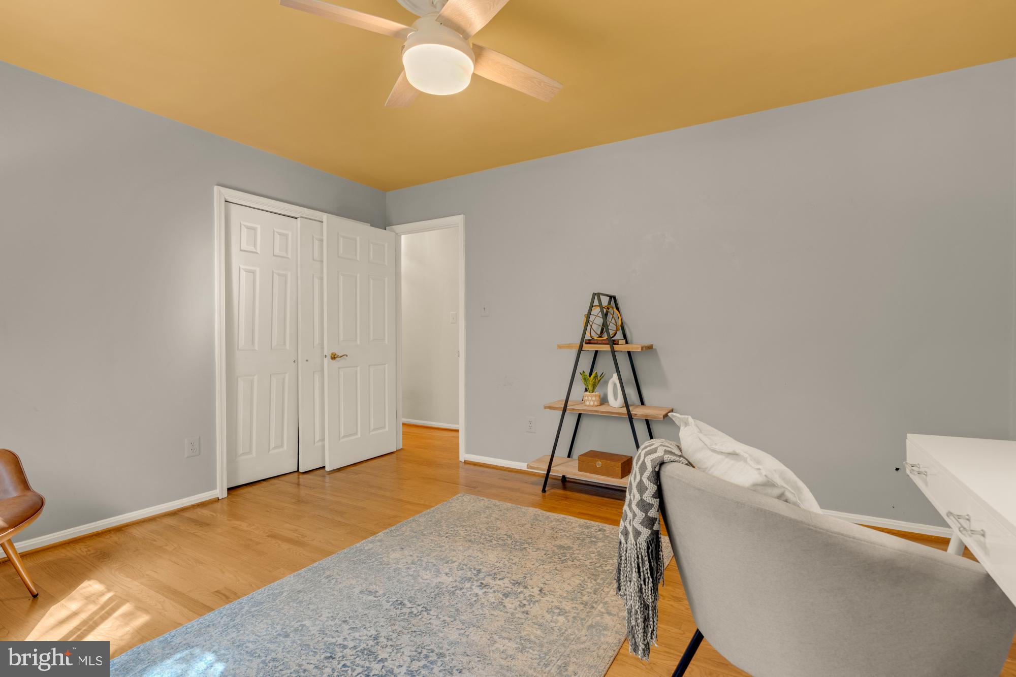 RAINBOW GLEN - Residential