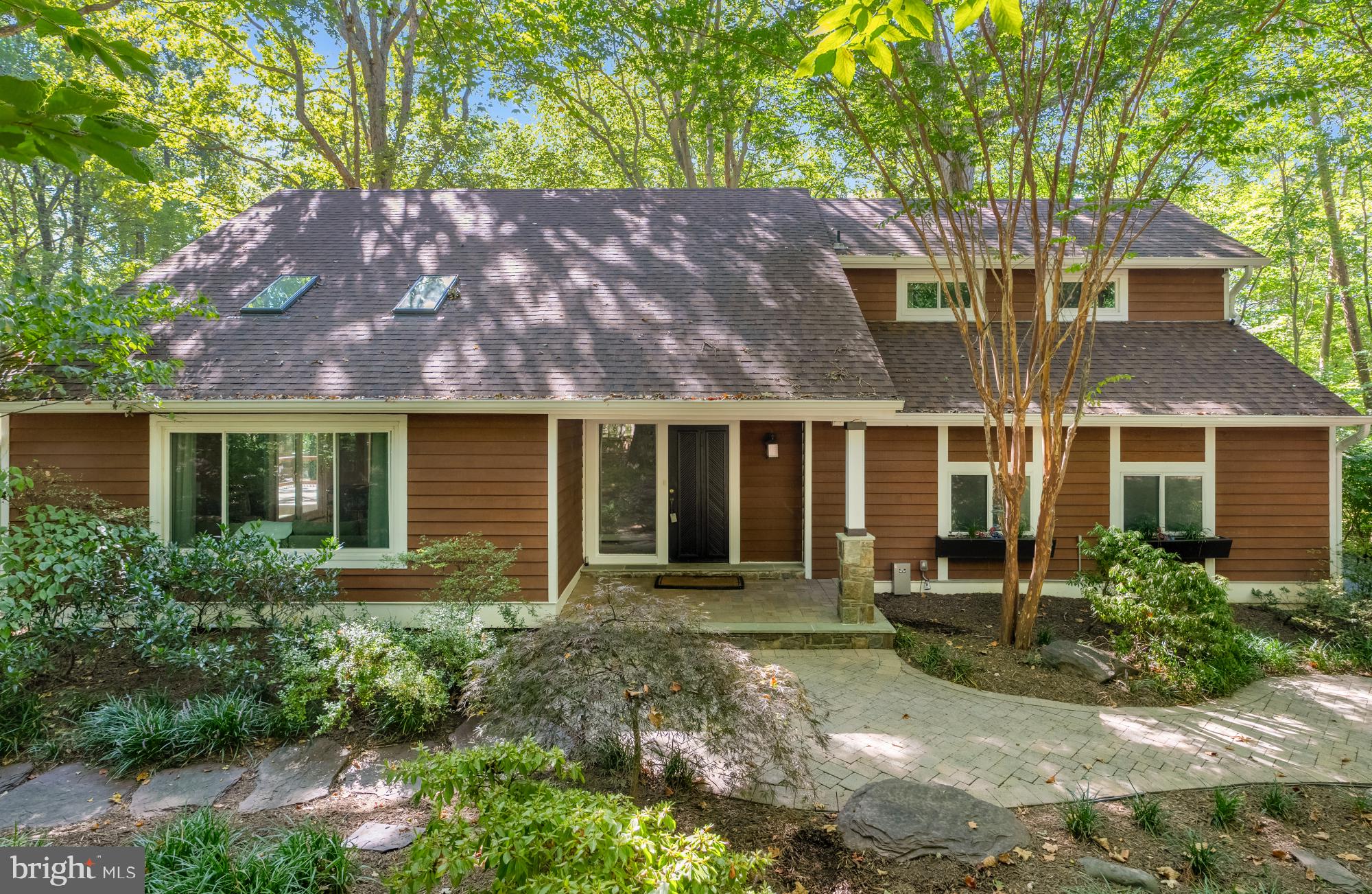 RAINBOW GLEN - Residential