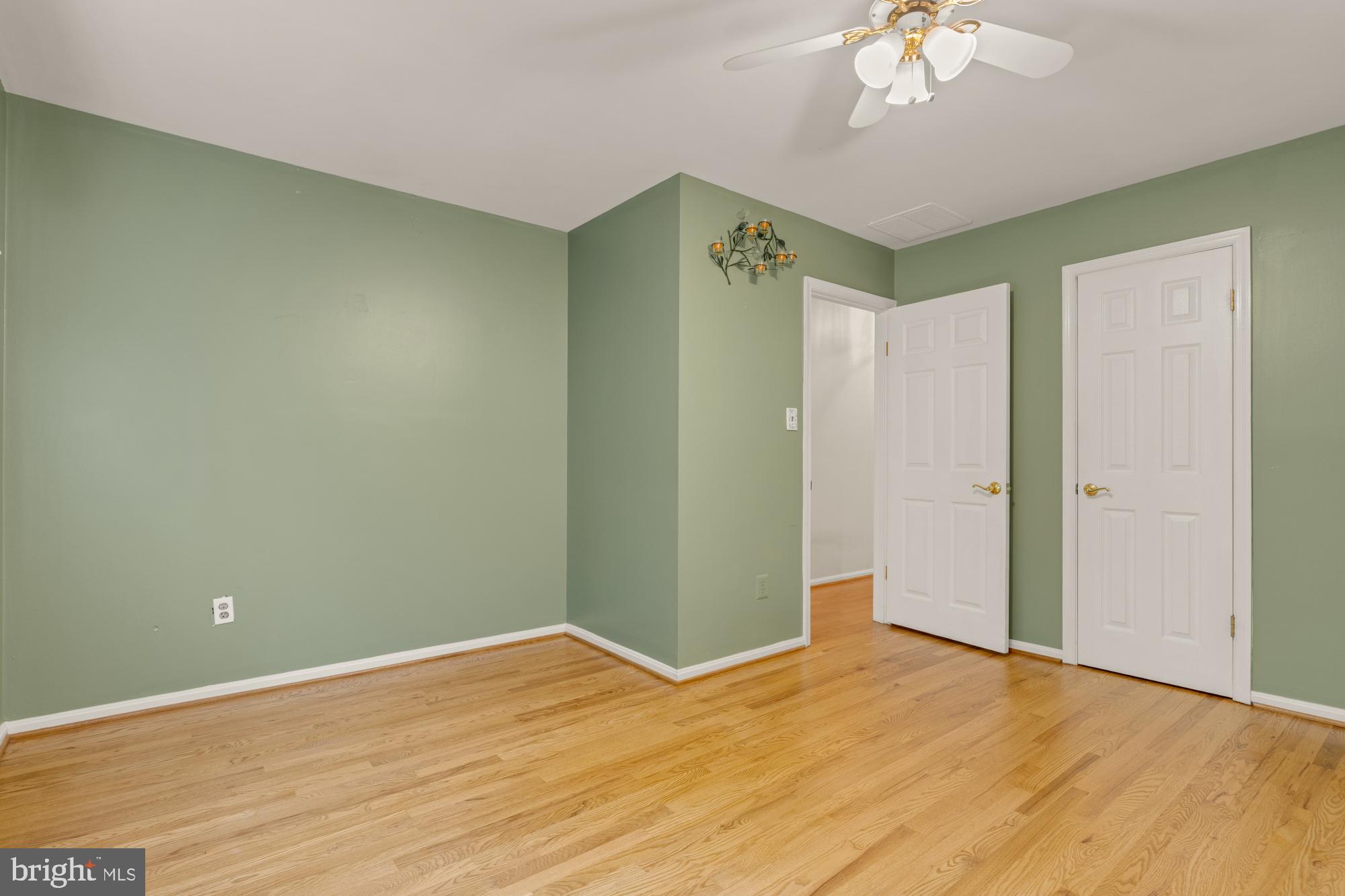 RAINBOW GLEN - Residential