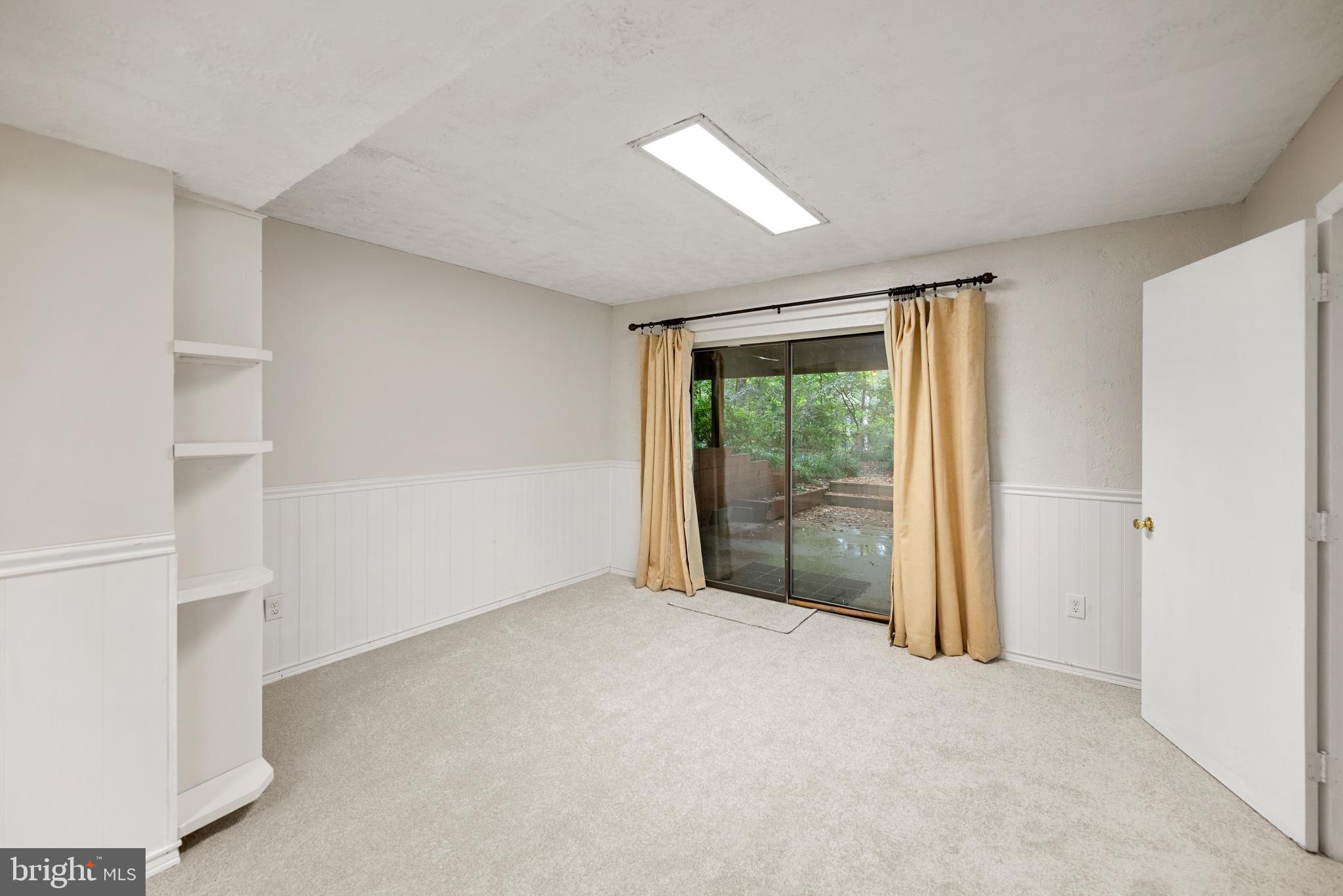 RAINBOW GLEN - Residential