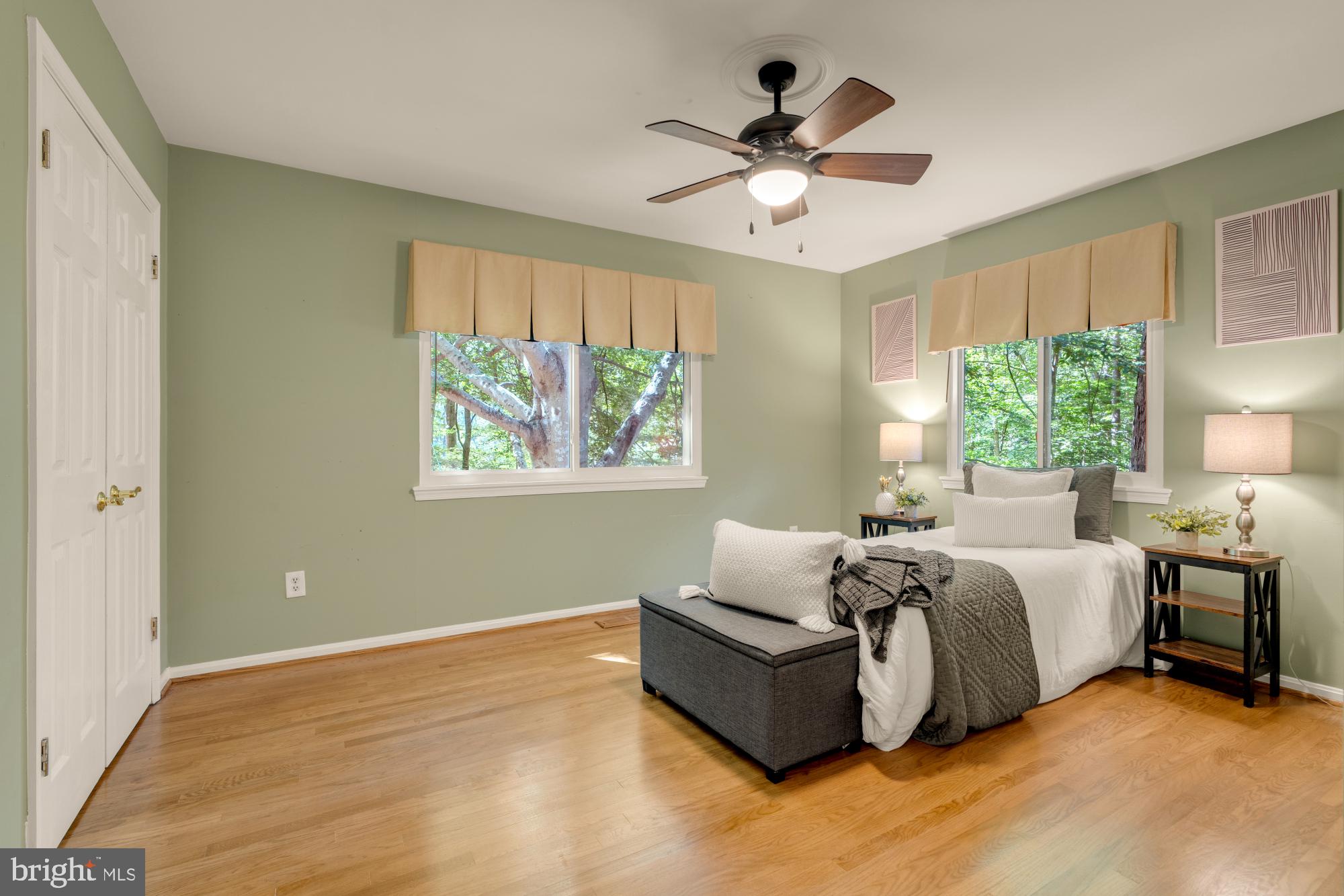 RAINBOW GLEN - Residential