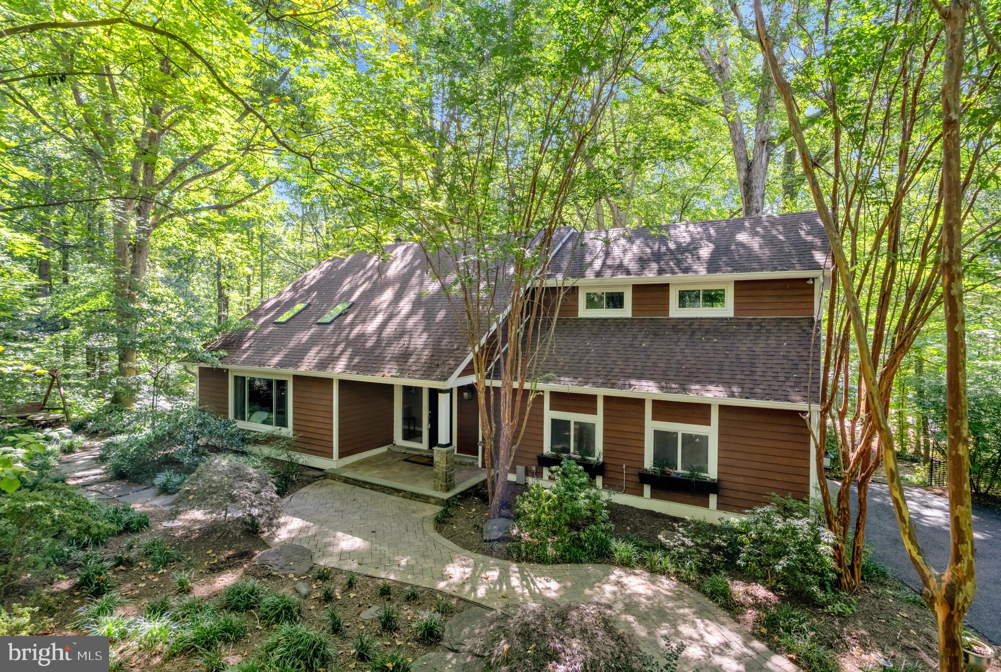 RAINBOW GLEN - Residential