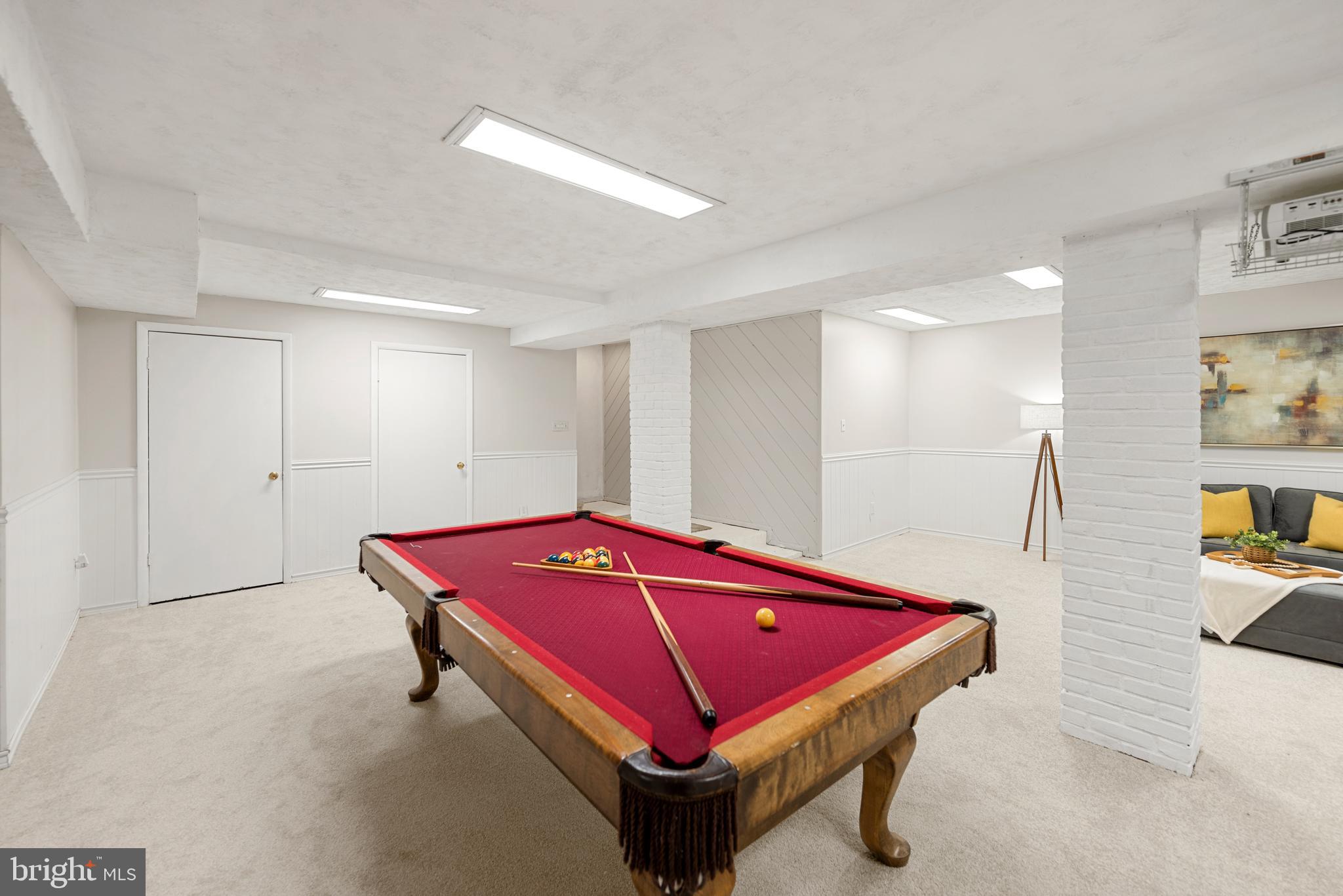 RAINBOW GLEN - Residential