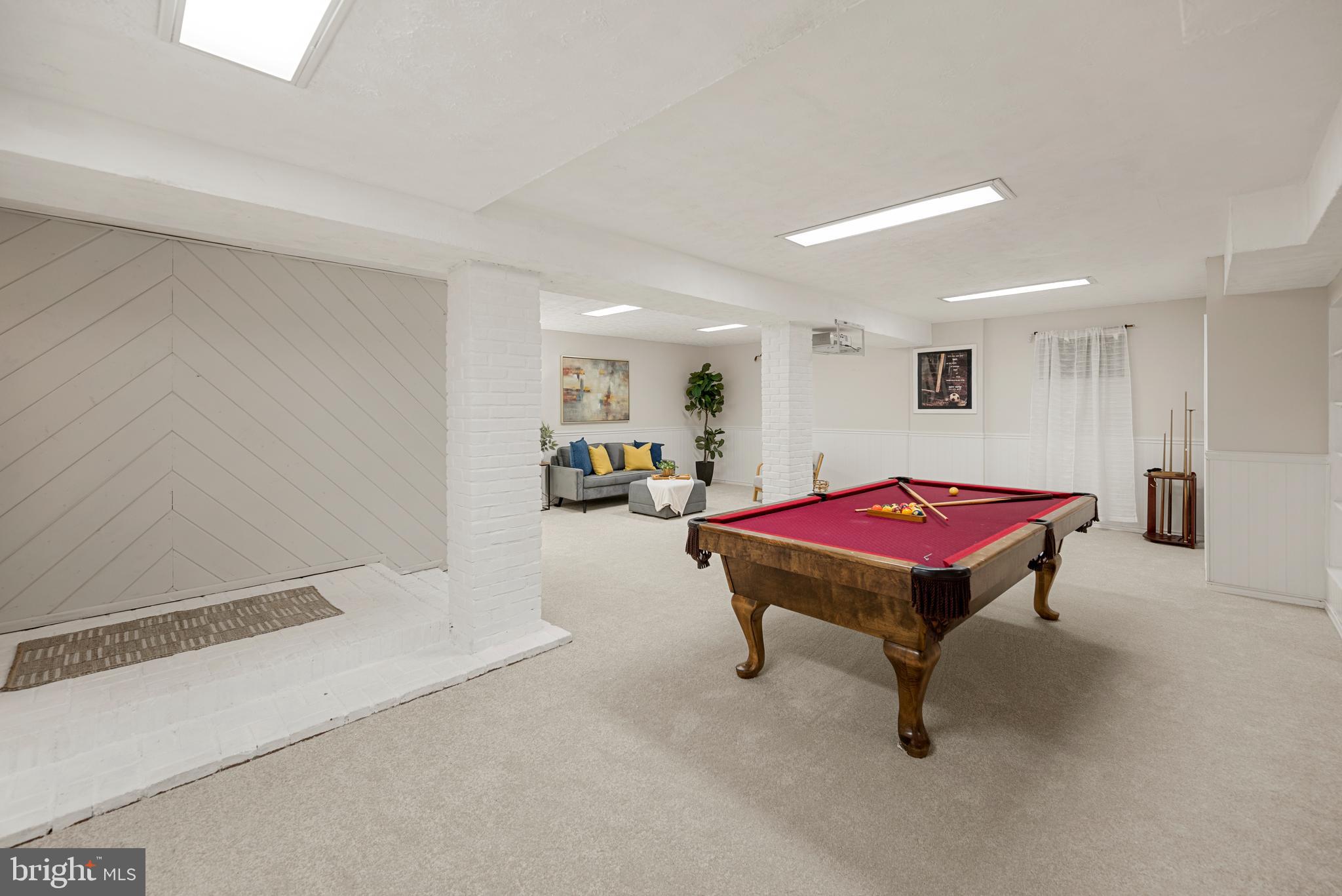 RAINBOW GLEN - Residential