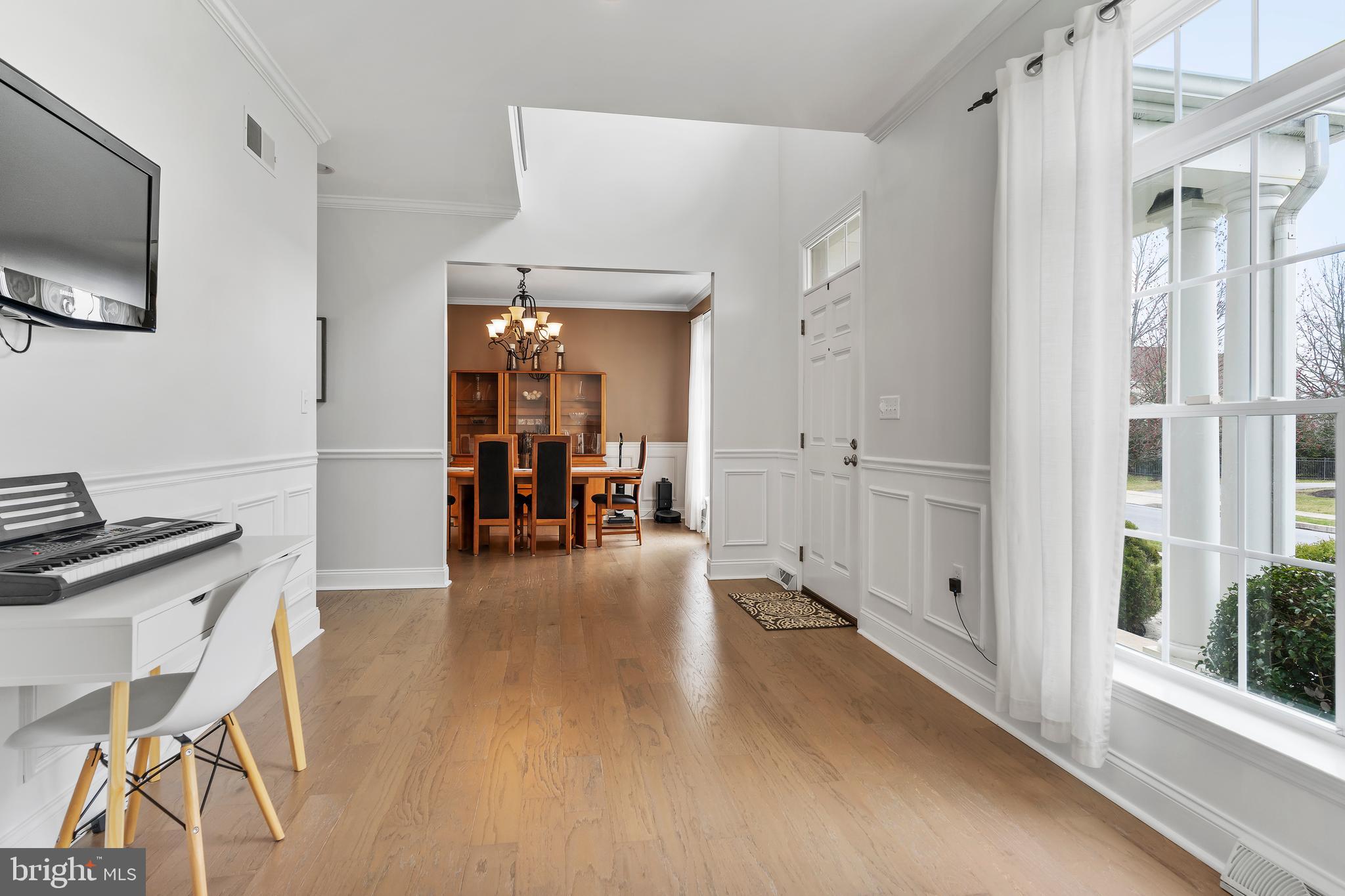 7374 COUNTRY VIEW DRIVE