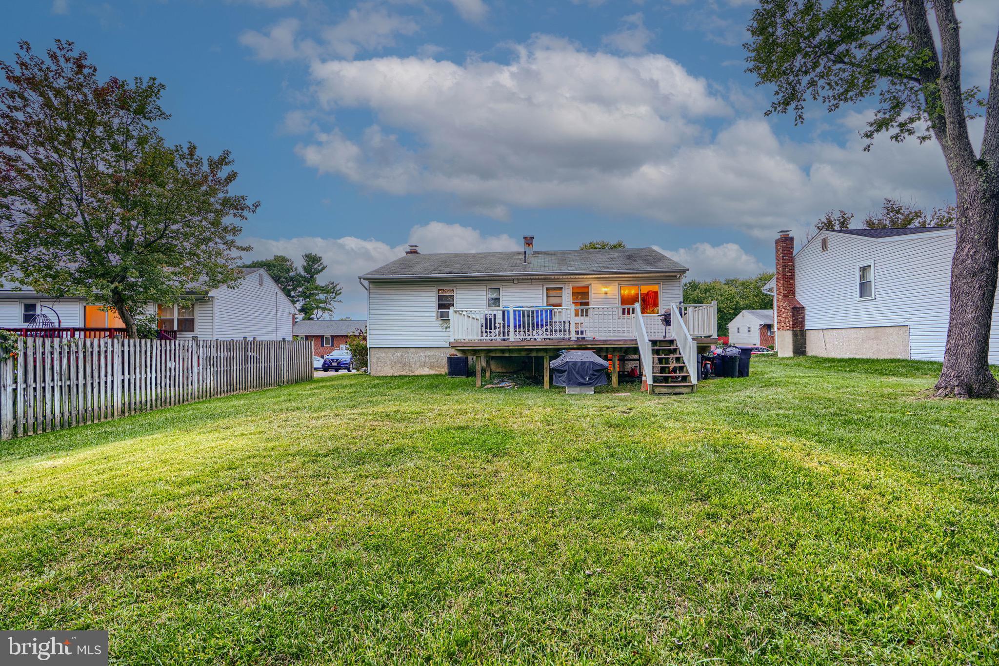 IMPERIAL GARDENS - Residential
