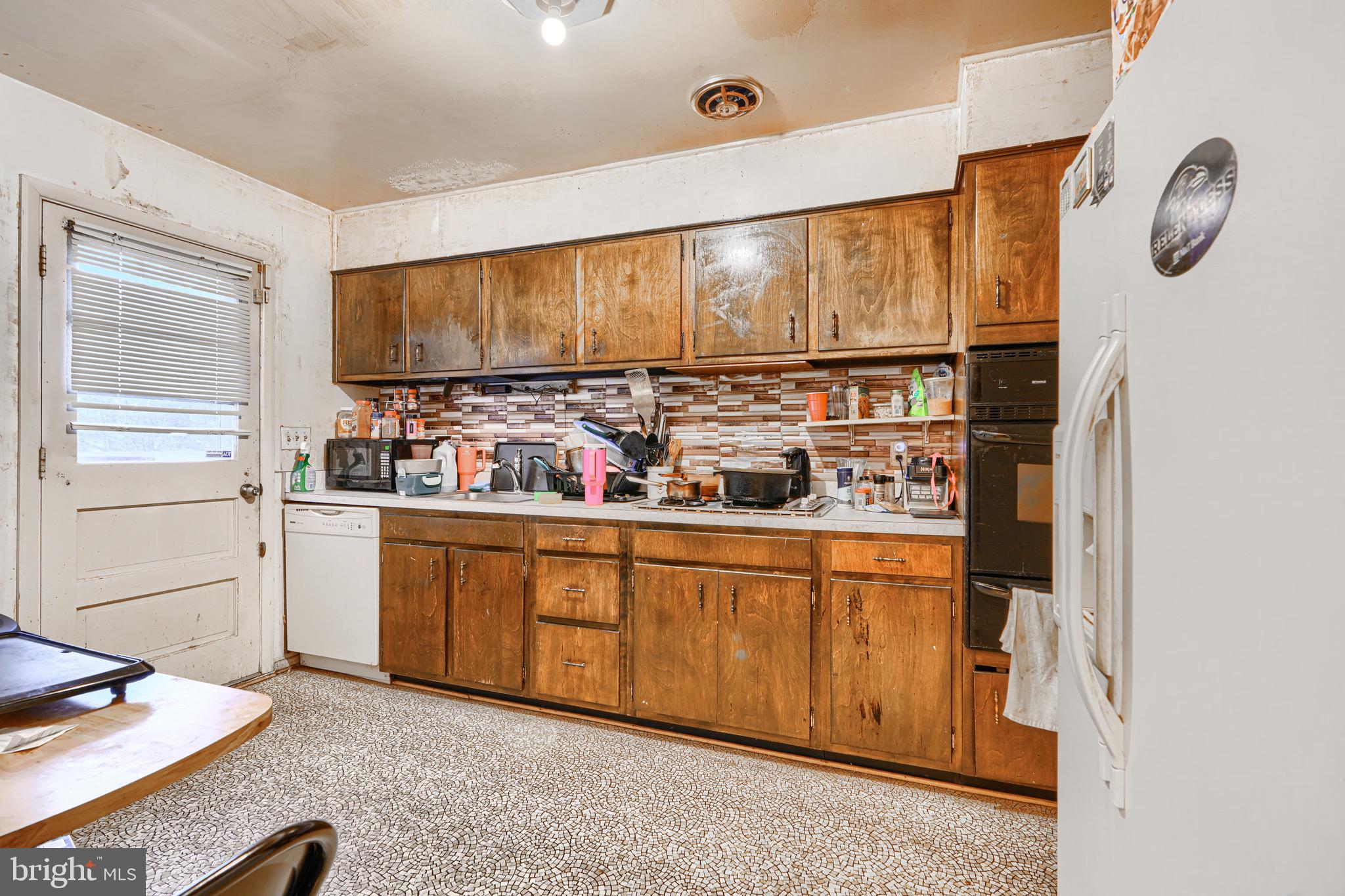 IMPERIAL GARDENS - Residential