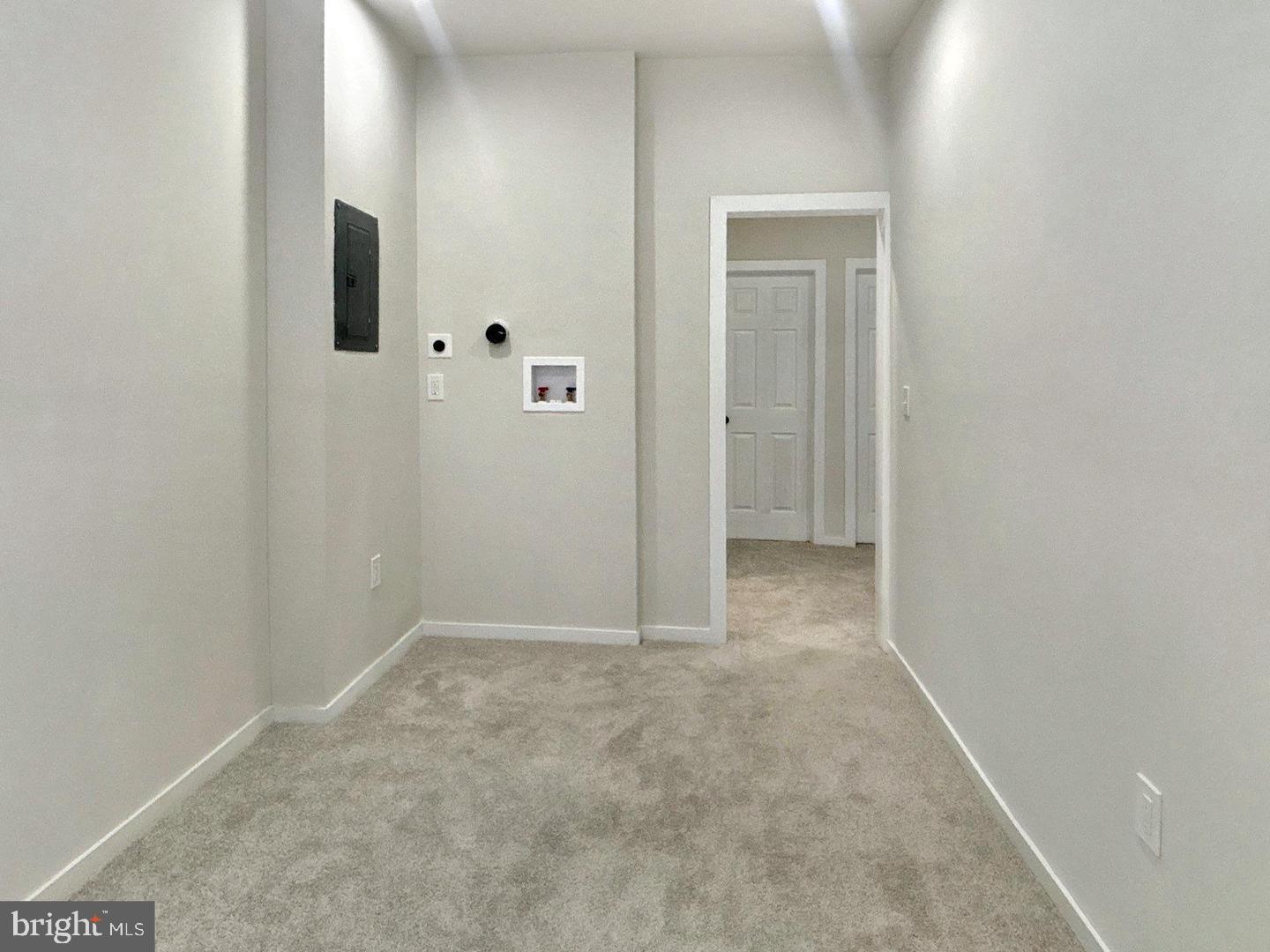 LIBERTY SQUARE - Residential Lease