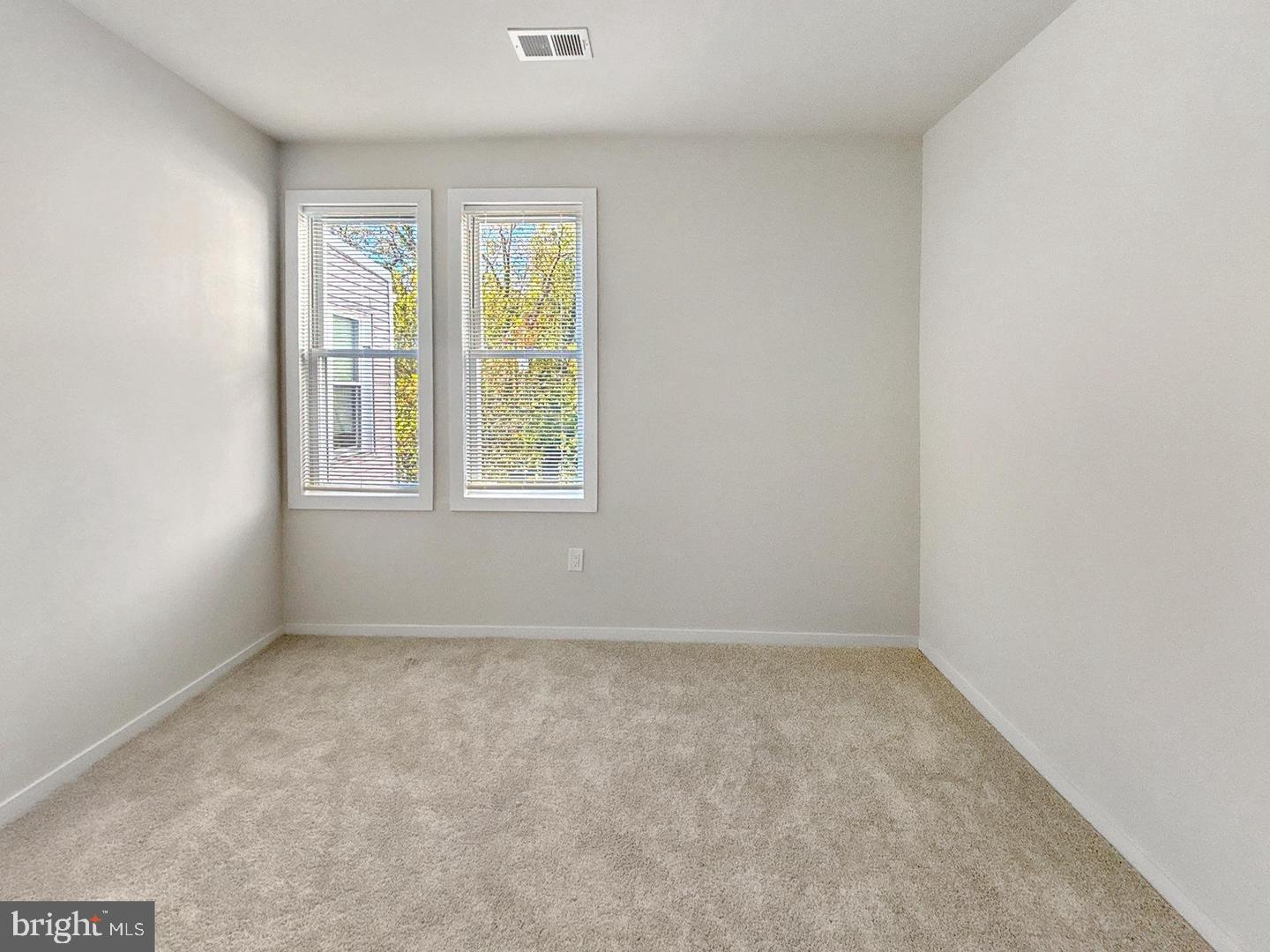 LIBERTY SQUARE - Residential Lease