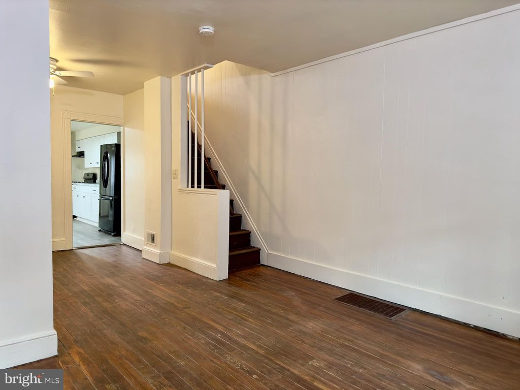 Photo of 565 PERSHING AVE, LANCASTER, PA 17602 (MLS # PALA2030284)