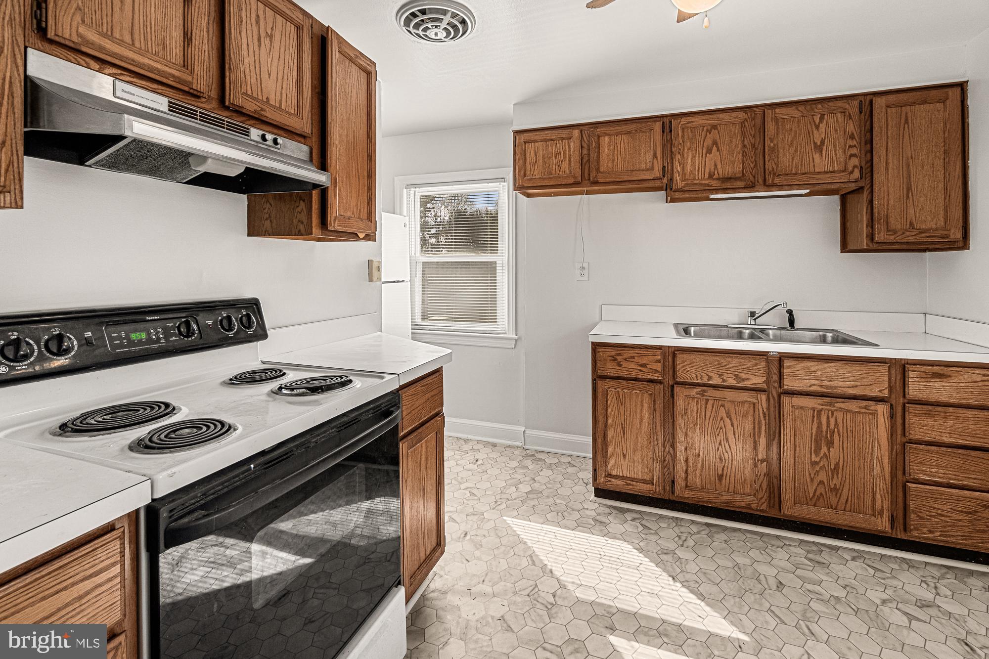 DAMASCUS MANOR - Residential Income