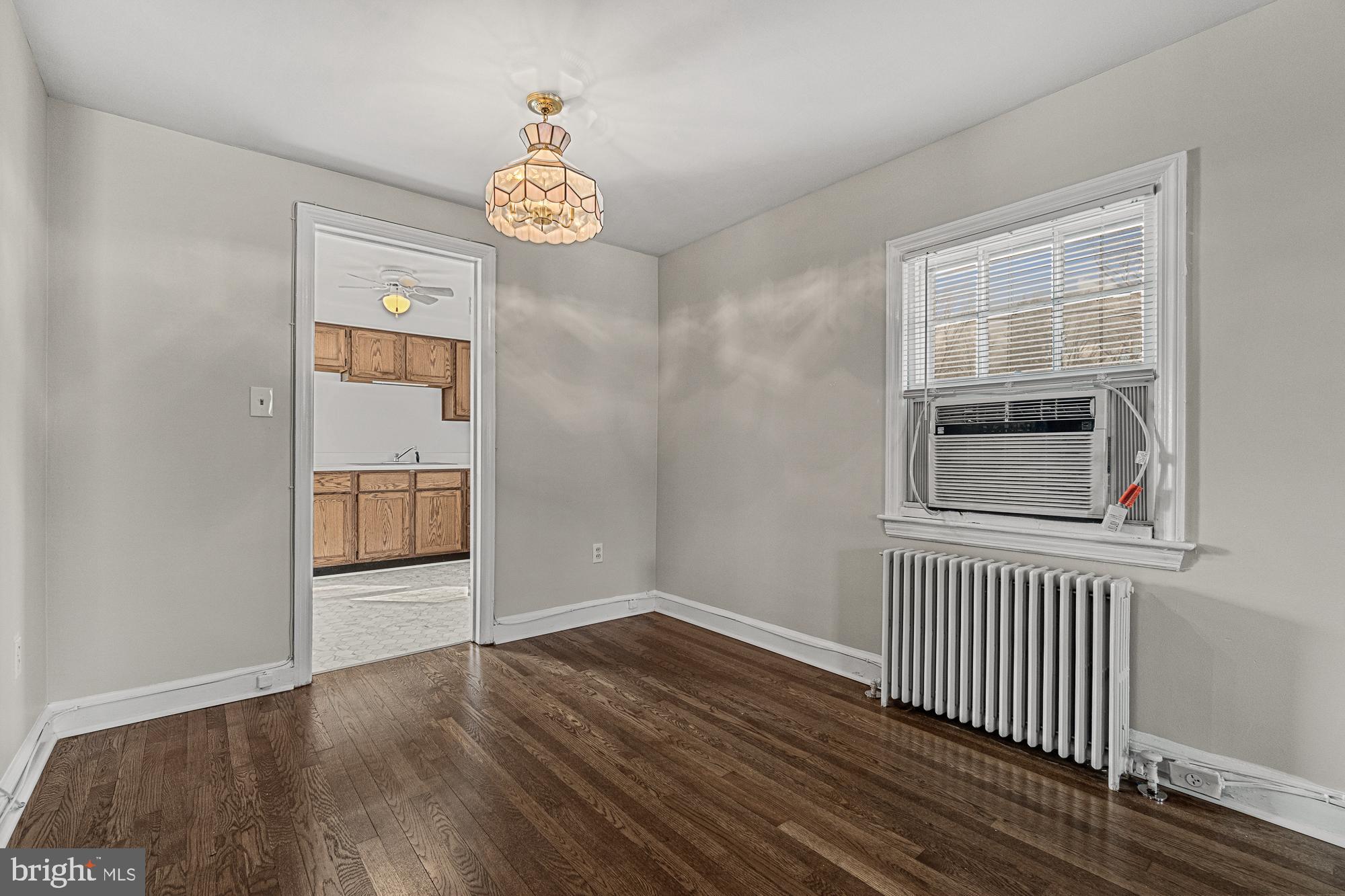 DAMASCUS MANOR - Residential Income