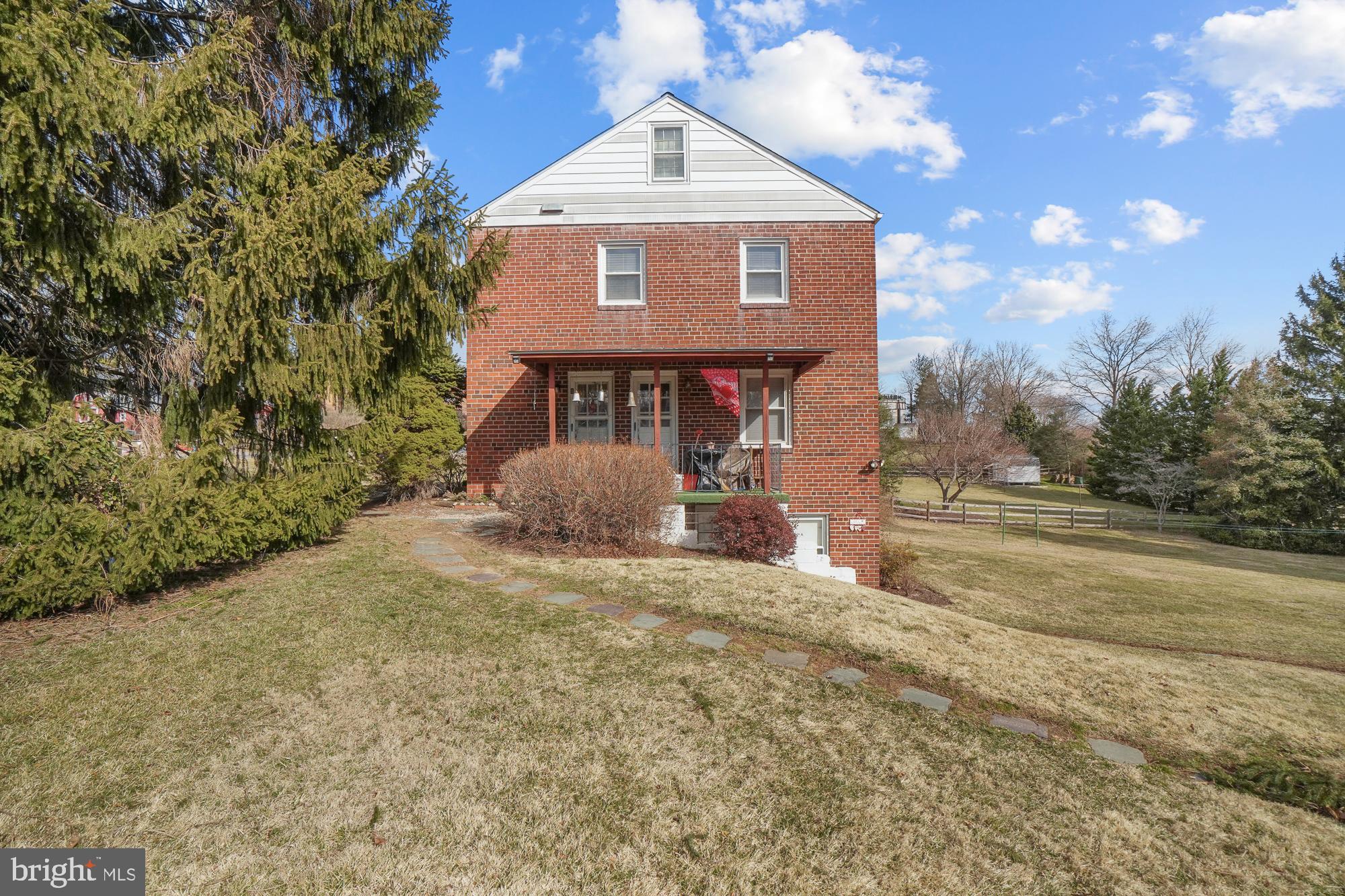 DAMASCUS MANOR - Residential Income