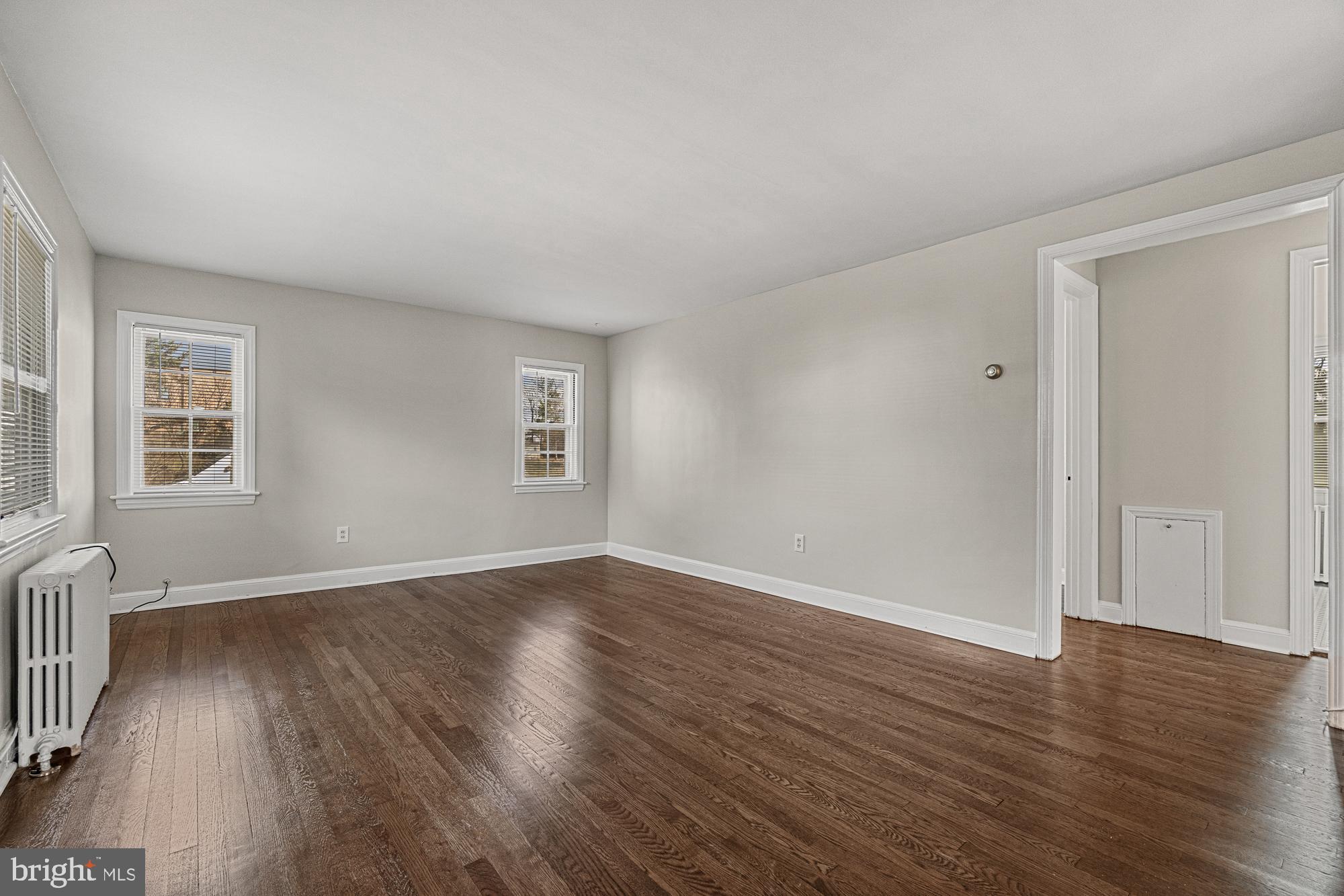 DAMASCUS MANOR - Residential Income